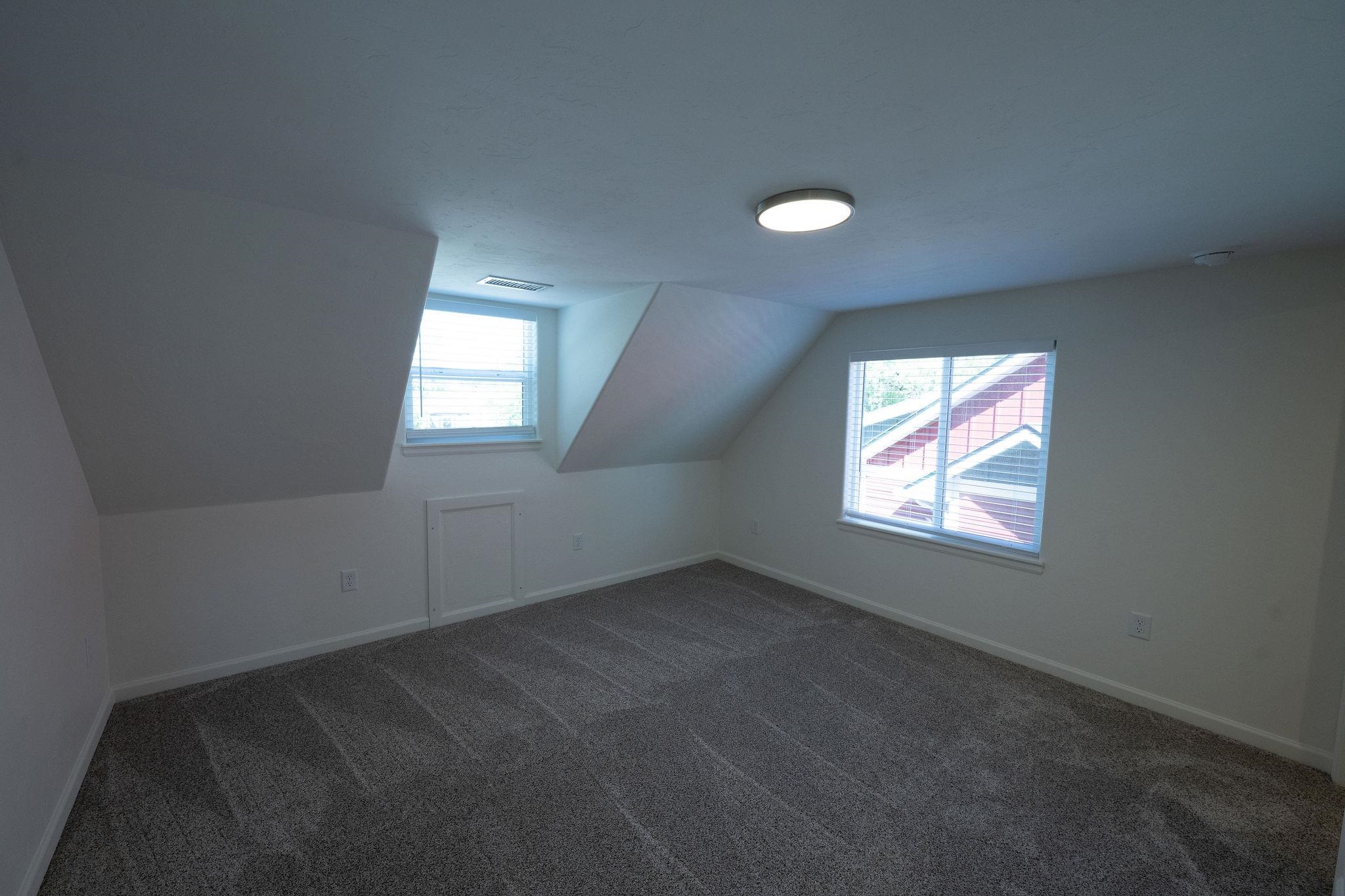 1137 Gunnison Avenue Property Photo 15