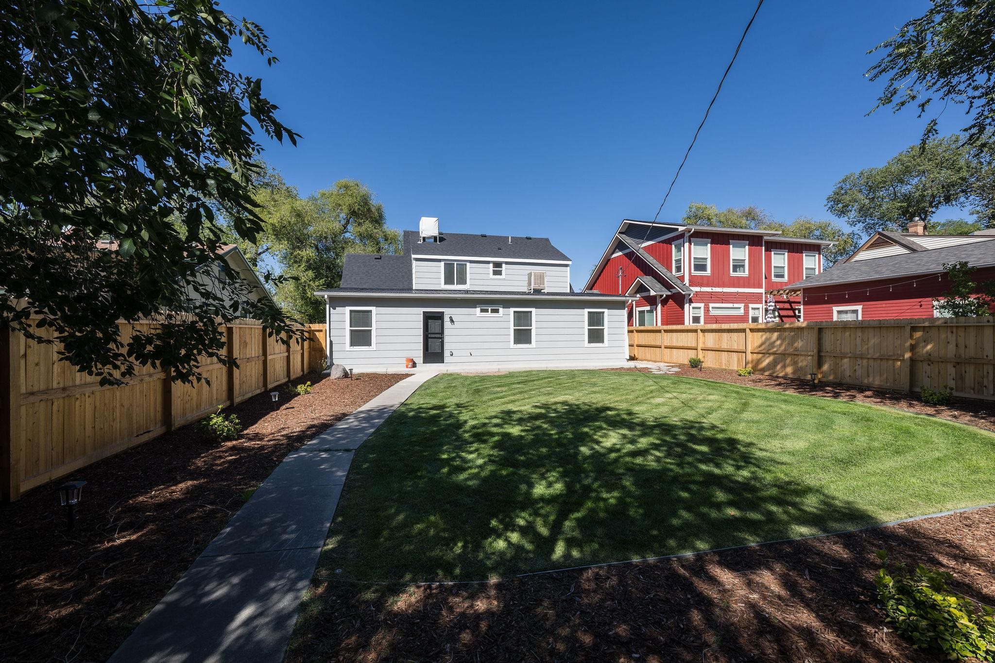 1137 Gunnison Avenue Property Photo 25