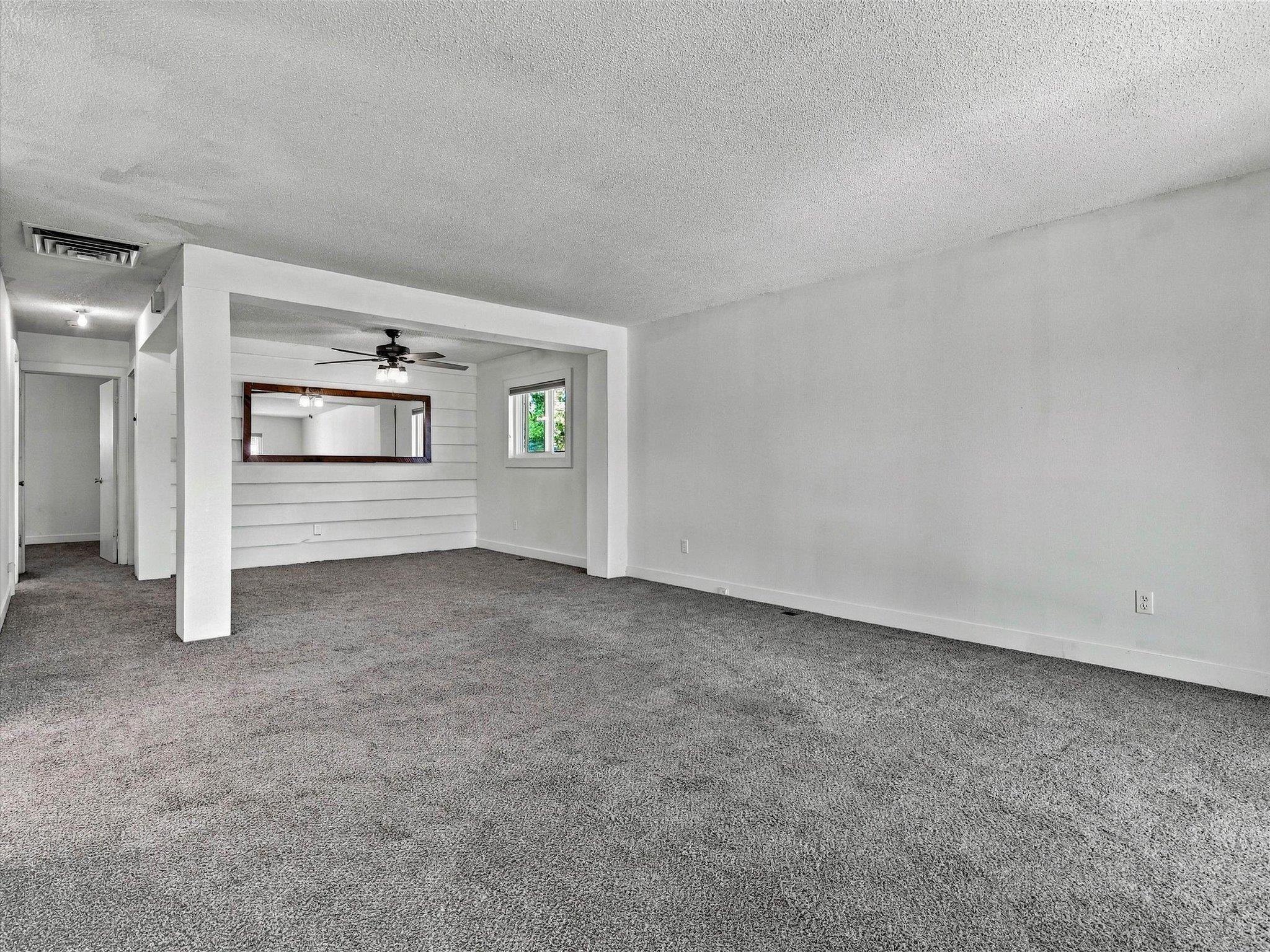 605 Holland Street Property Photo 6