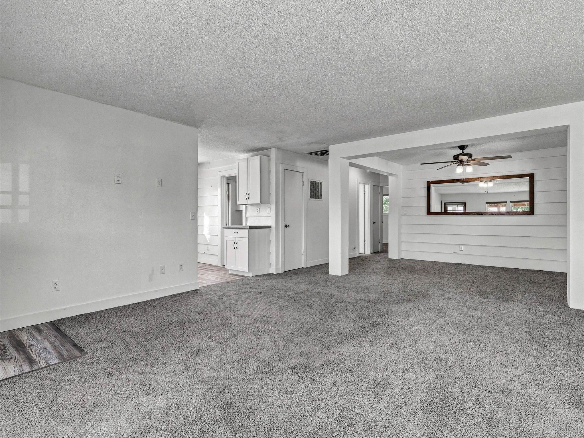 605 Holland Street Property Photo 7
