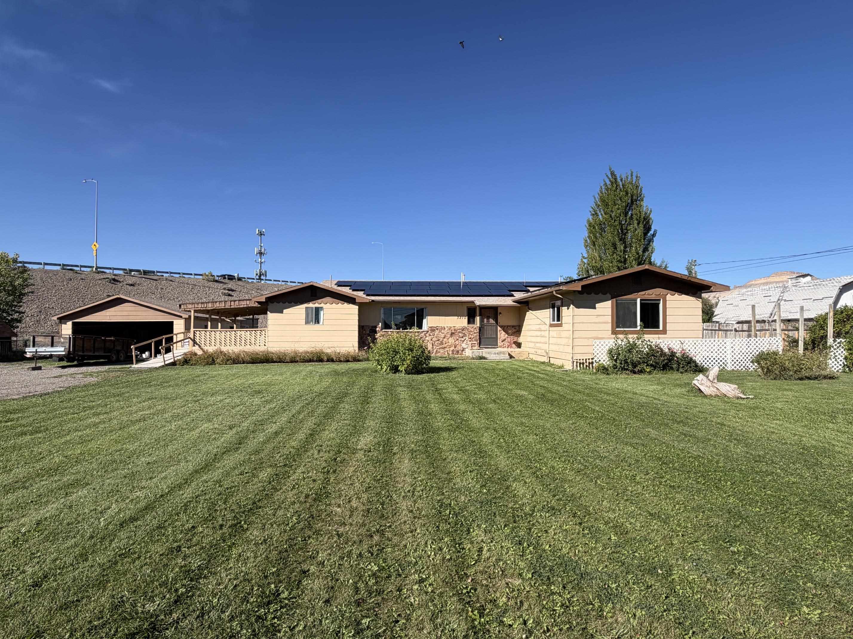 3210 E 1/2 Road Property Photo 1