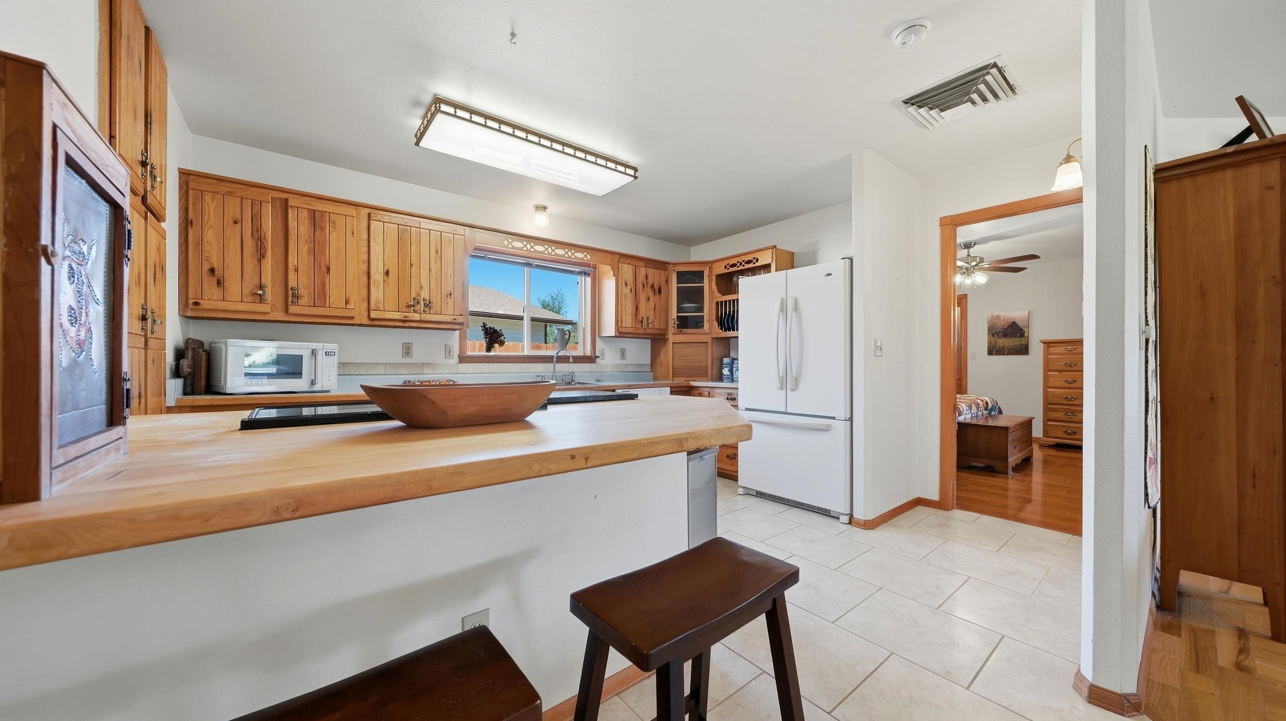 686 Pear Drive Property Photo 12