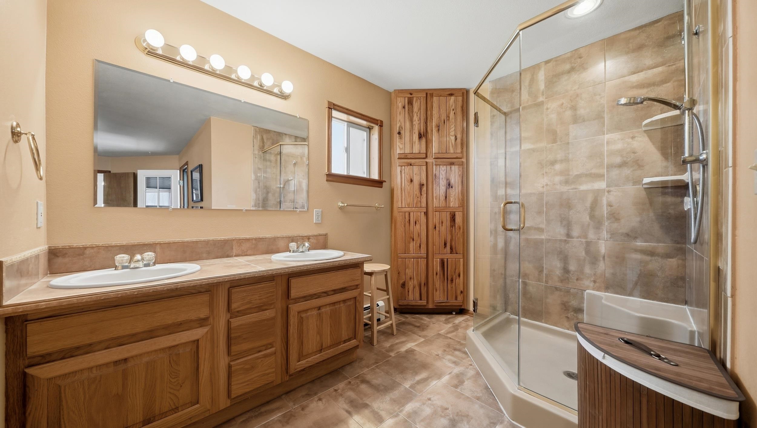 686 Pear Drive Property Photo 17