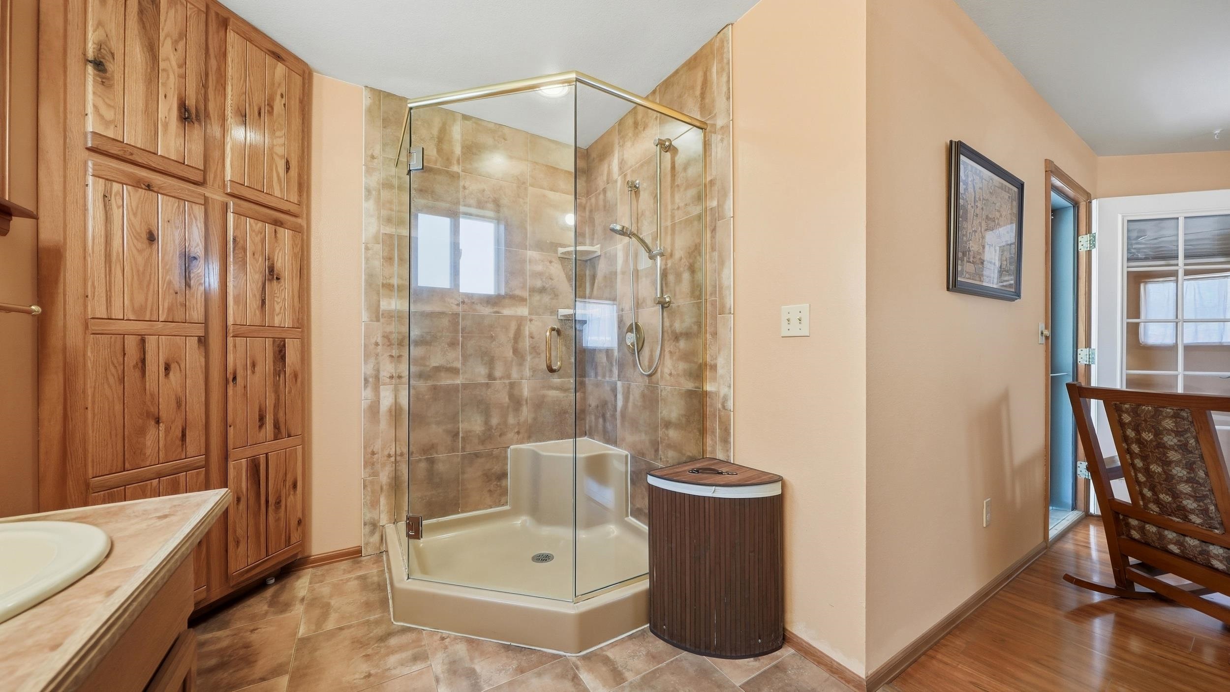 686 Pear Drive Property Photo 18