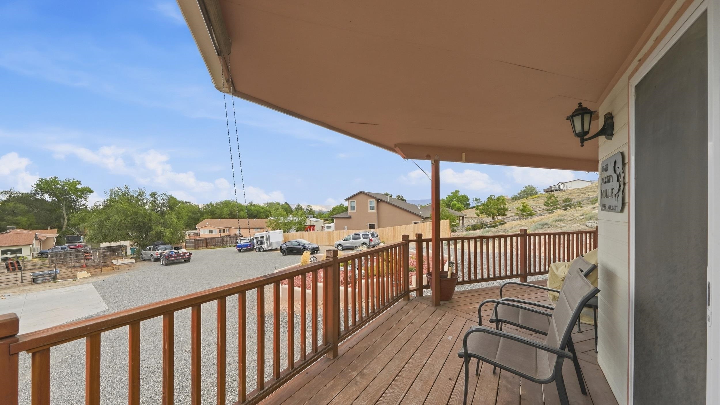 2208 Mudgett Street Property Photo 7