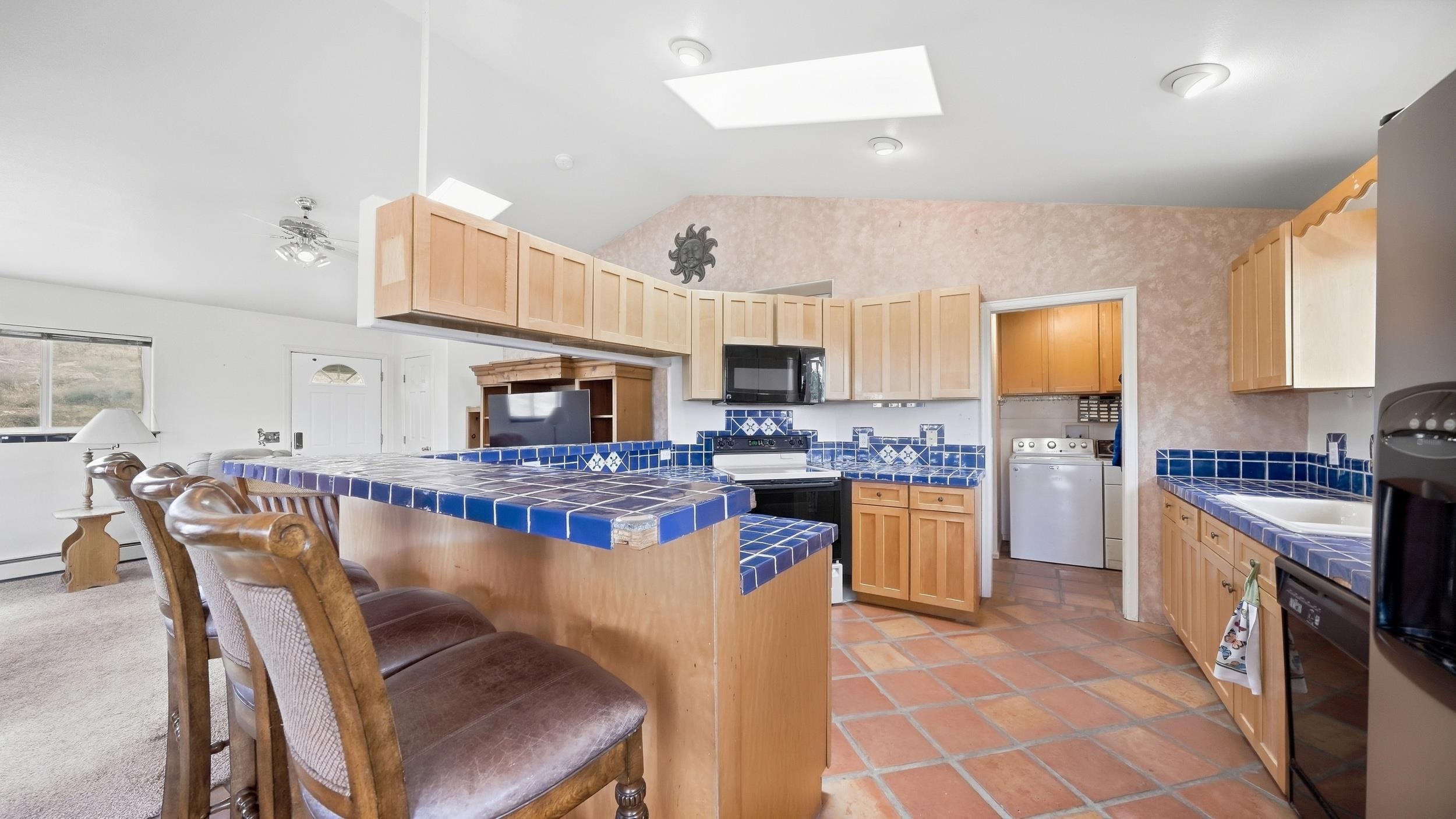 2208 Mudgett Street Property Photo 10