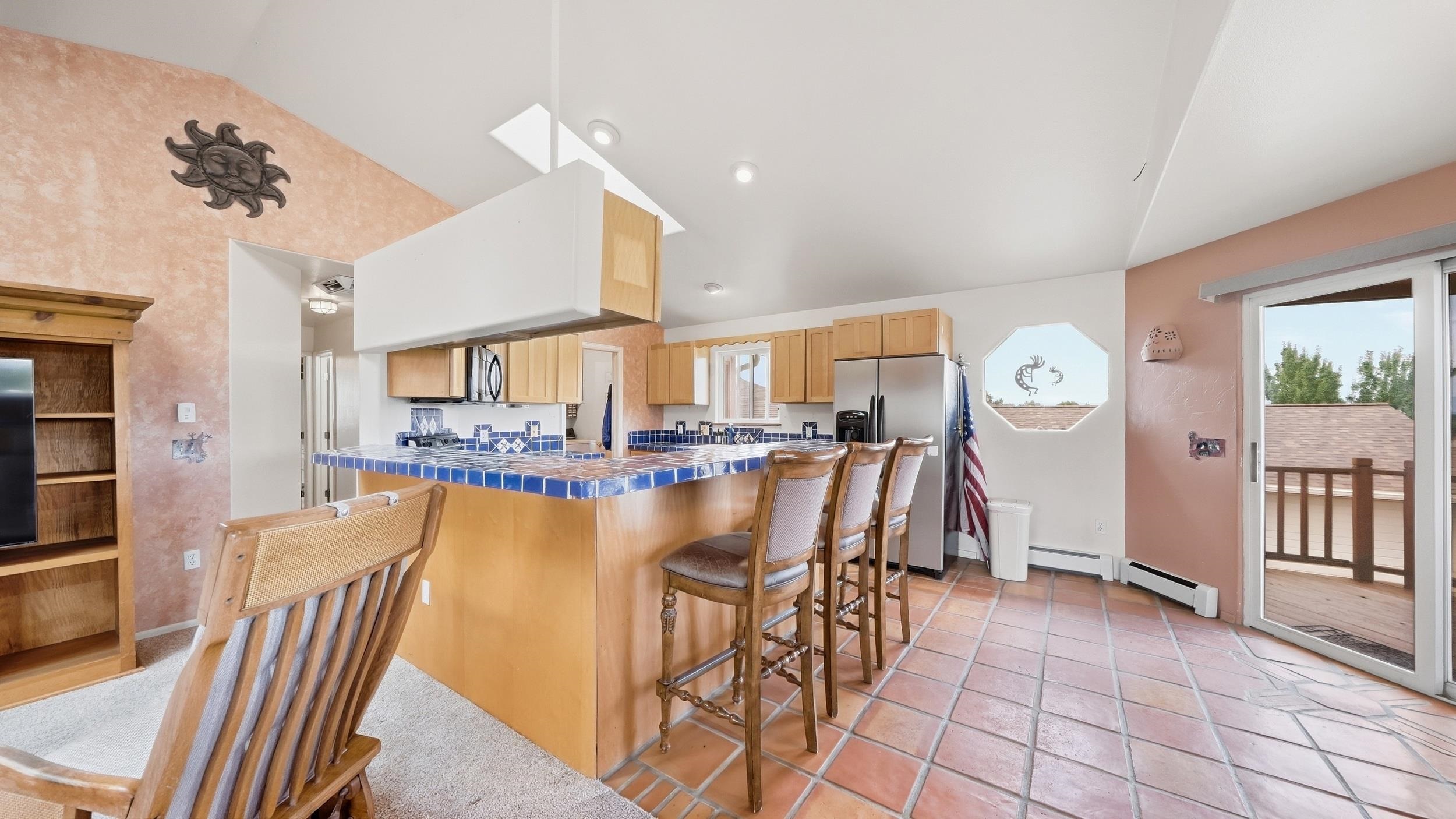 2208 Mudgett Street Property Photo 11