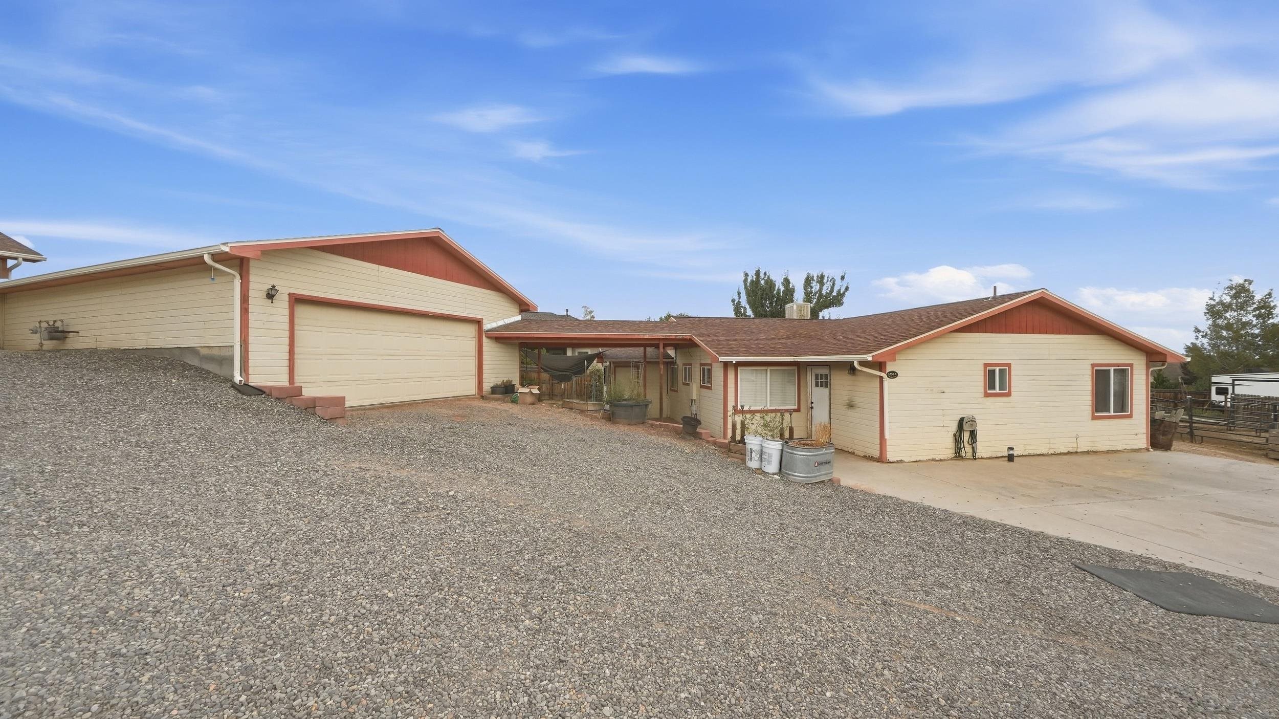 2208 Mudgett Street Property Photo 21