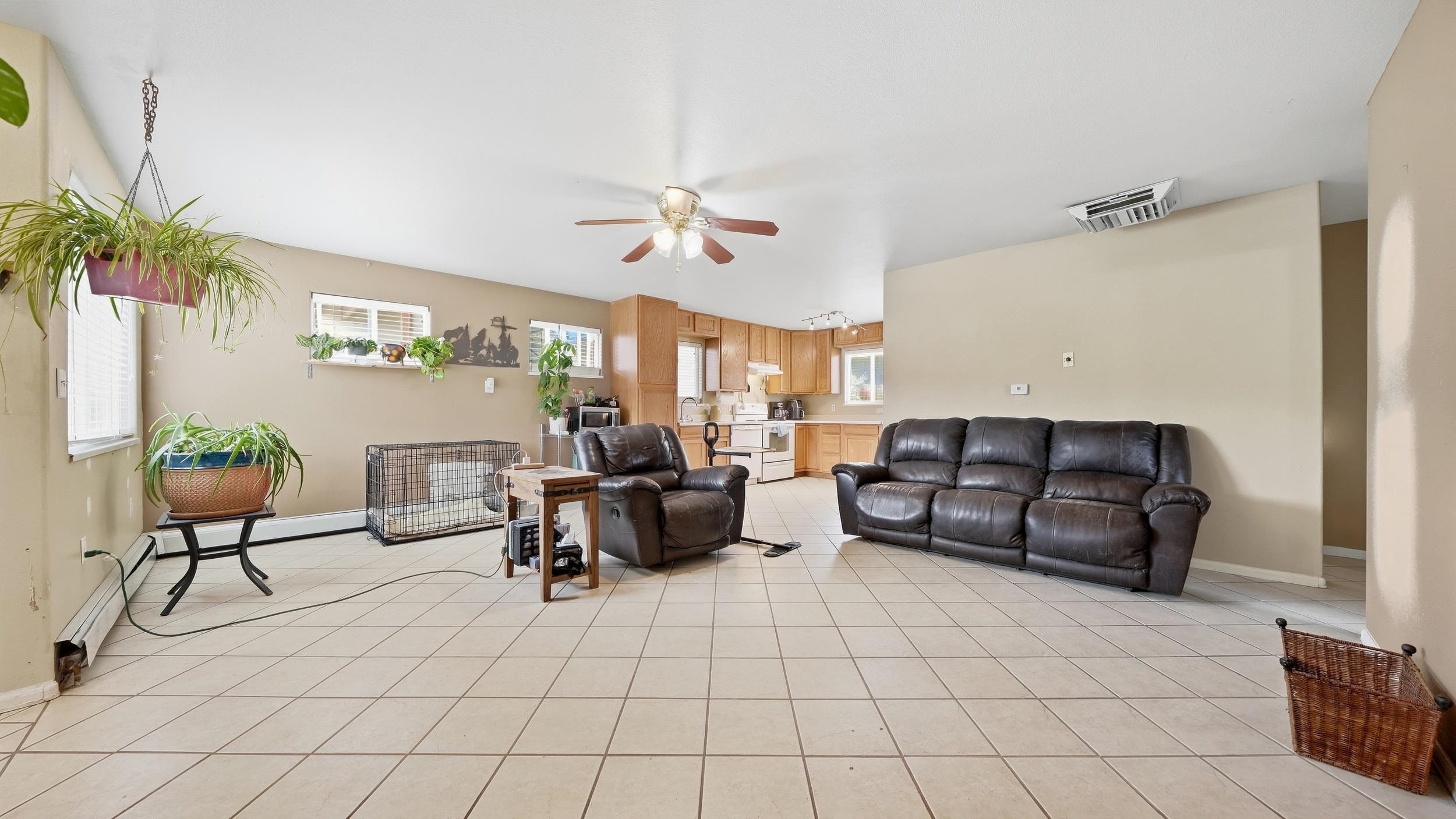 2208 Mudgett Street Property Photo 24