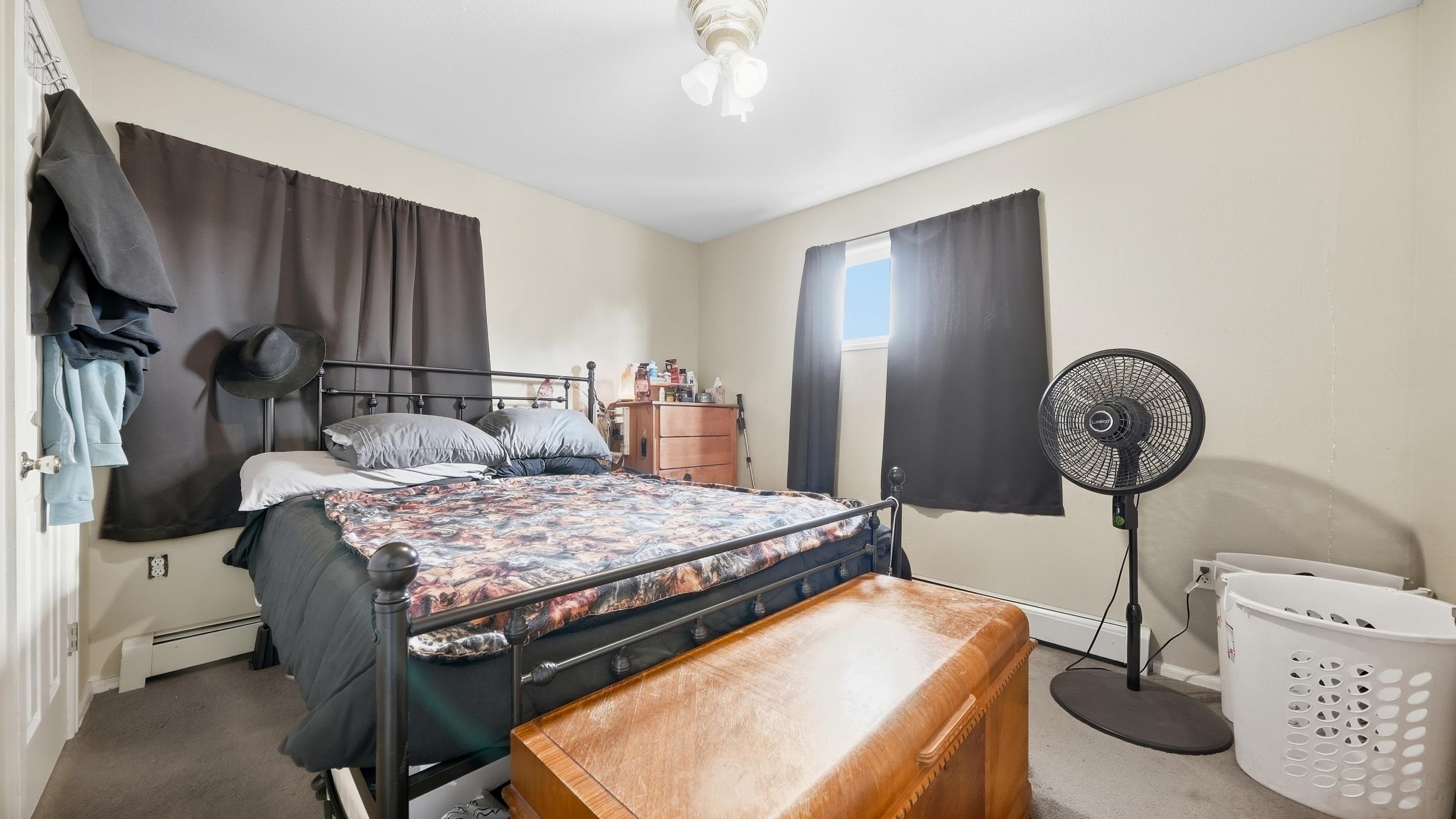 2208 Mudgett Street Property Photo 28