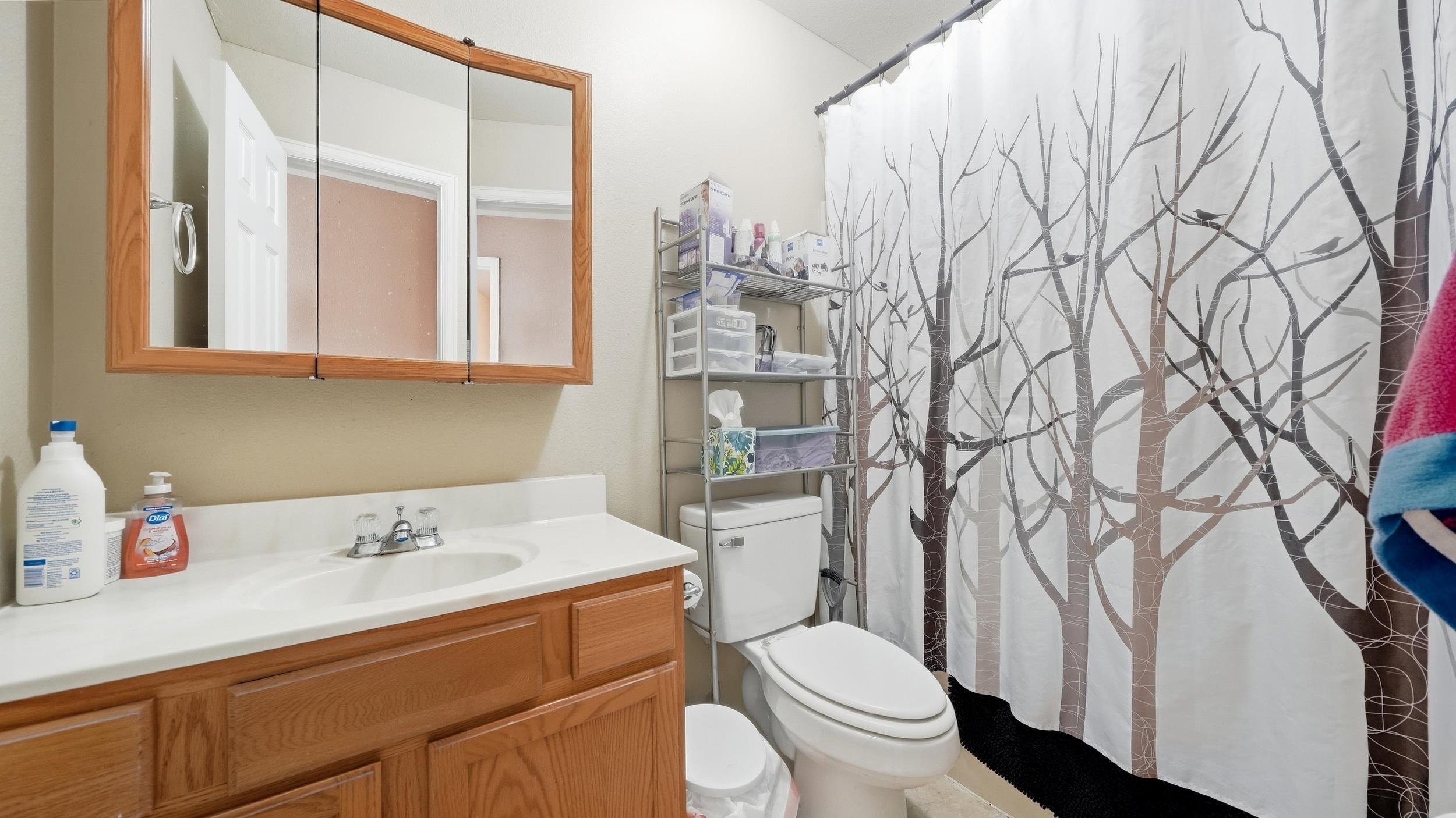 2208 Mudgett Street Property Photo 29