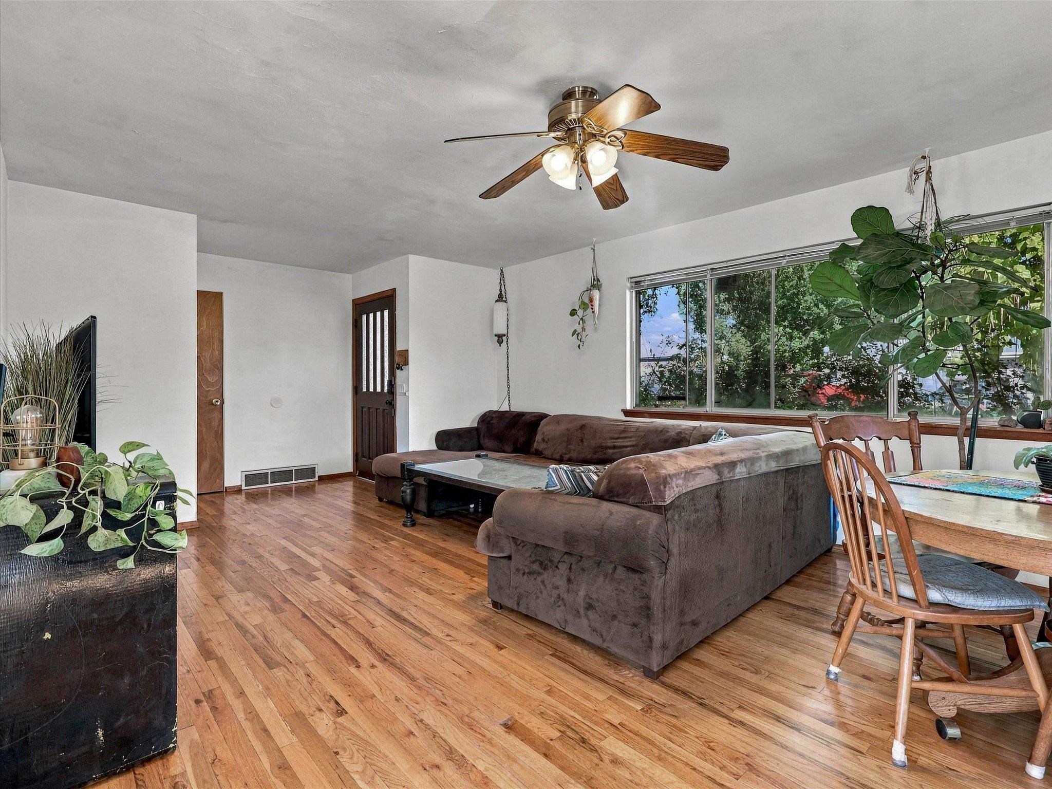 251 Village Lane Property Photo 8