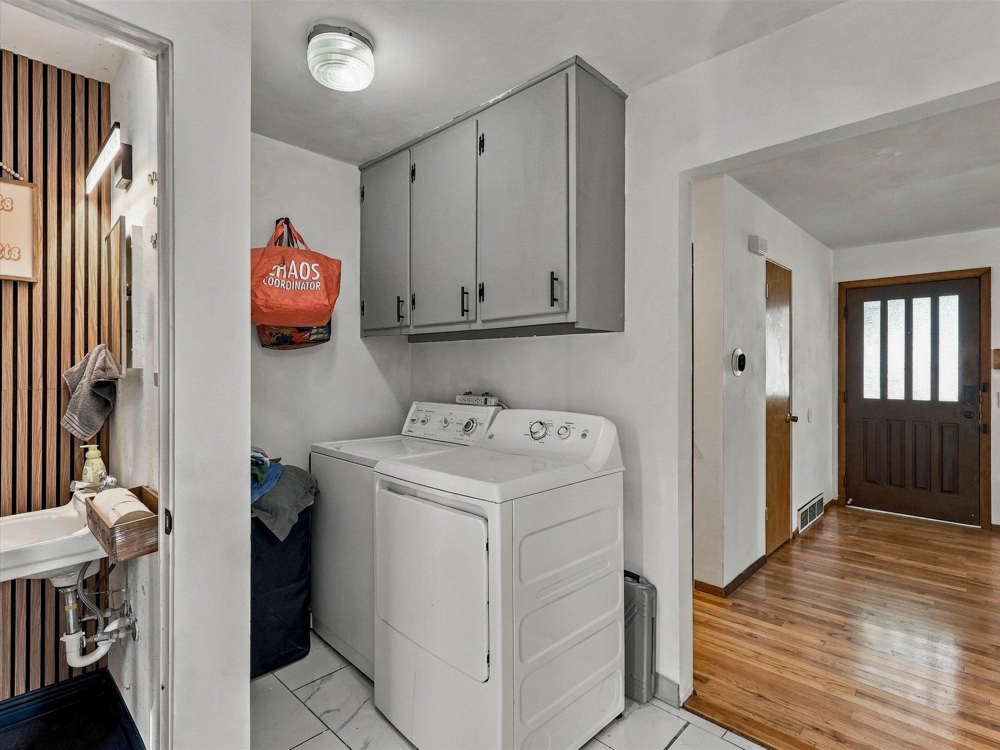 251 Village Lane Property Photo 27