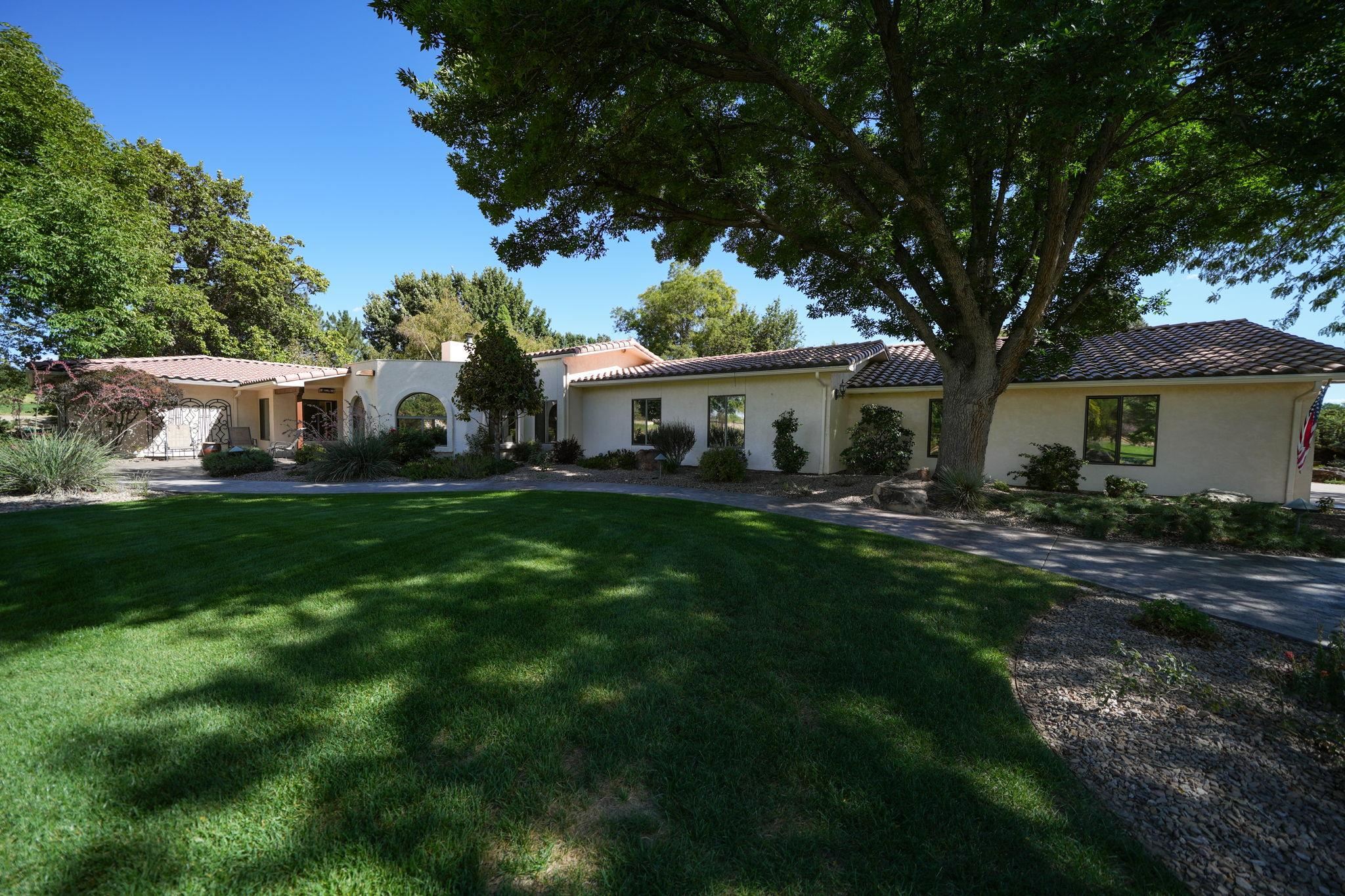 852 24 1/2 Road Property Photo 2