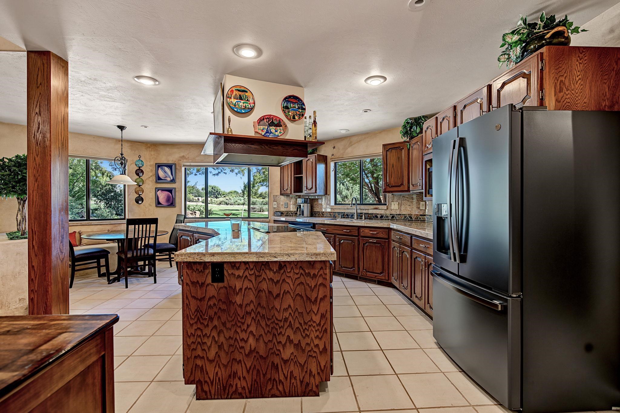 852 24 1/2 Road Property Photo 8