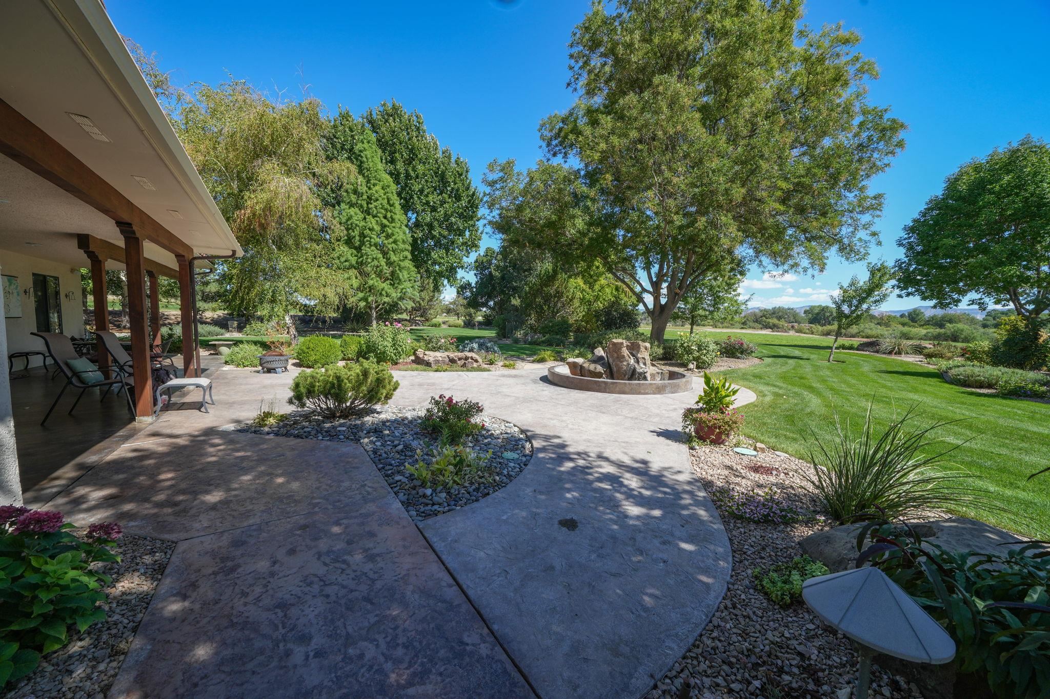 852 24 1/2 Road Property Photo 31