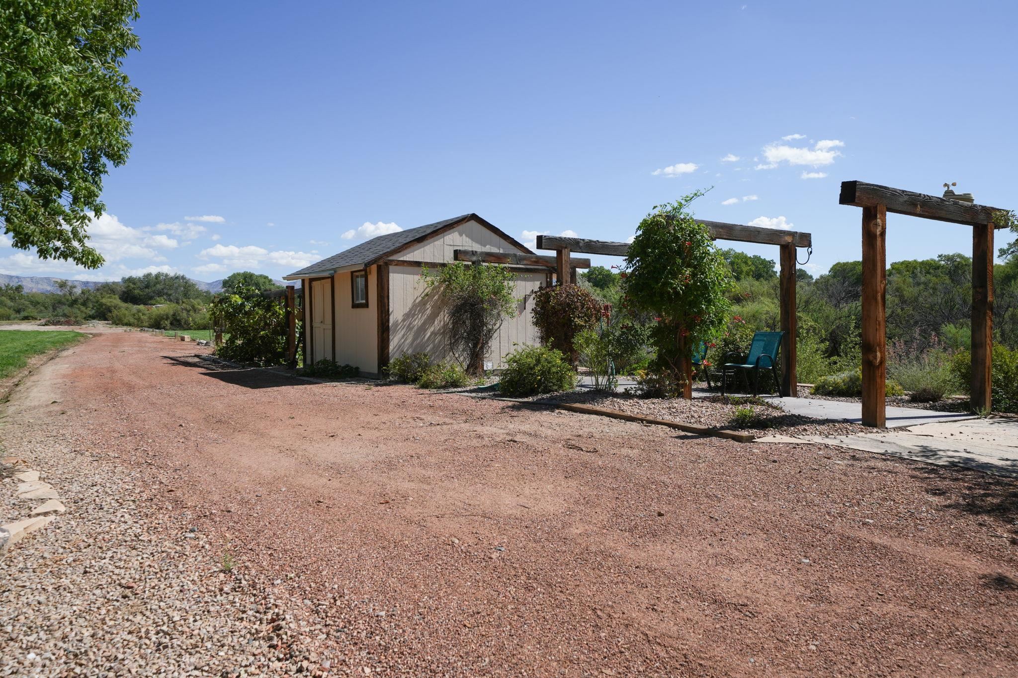 852 24 1/2 Road Property Photo 37