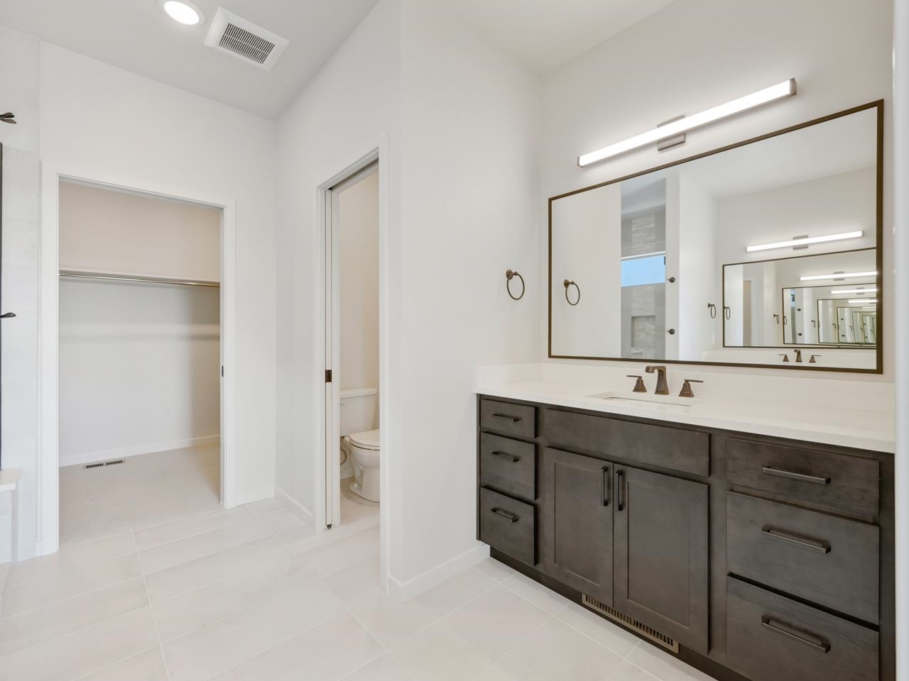 2298 Culebra Peak Court Property Photo 17
