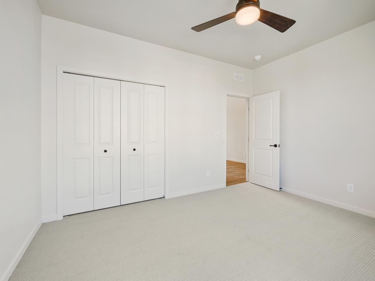 2298 Culebra Peak Court Property Photo 20