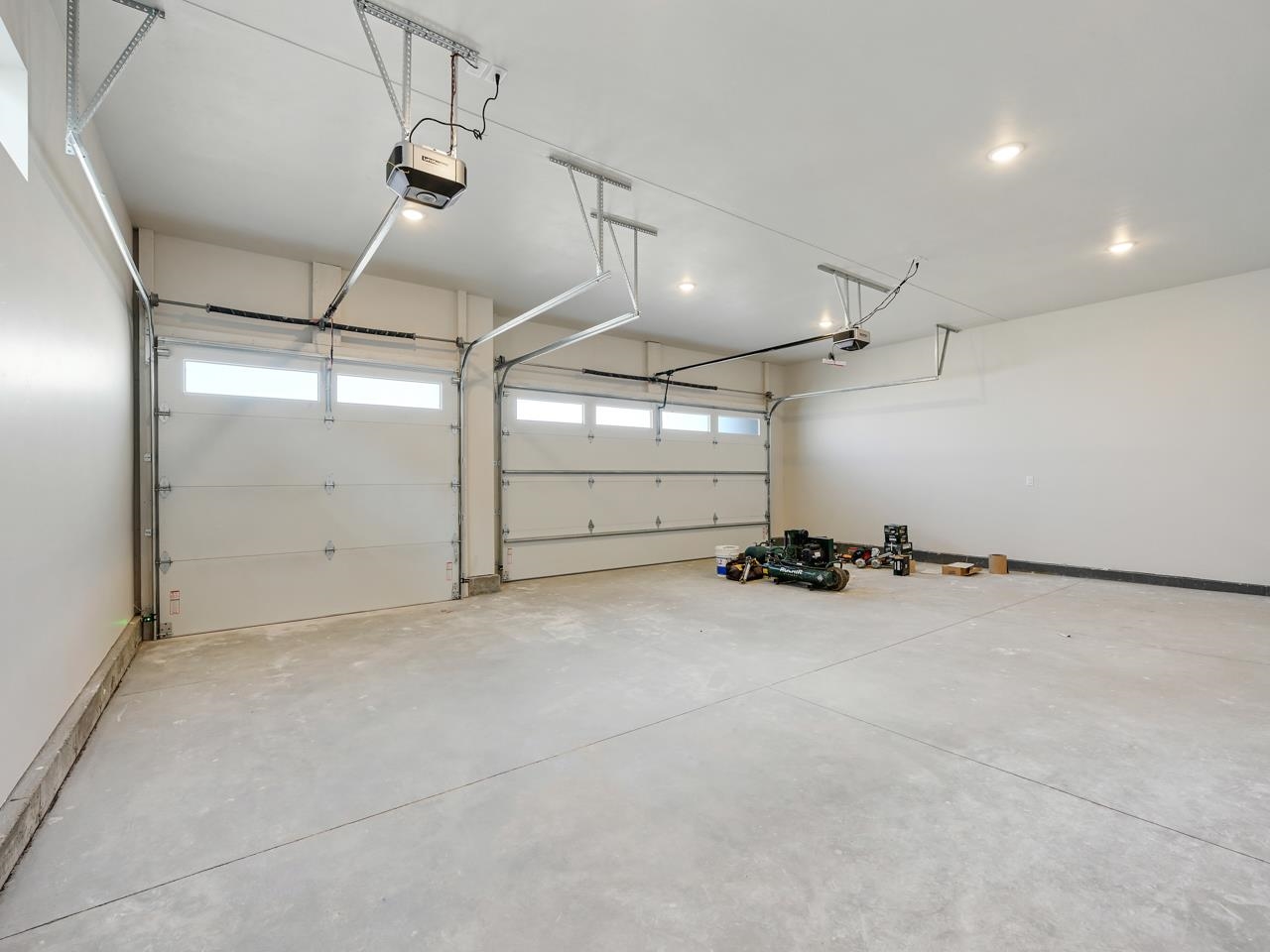 2298 Culebra Peak Court Property Photo 38