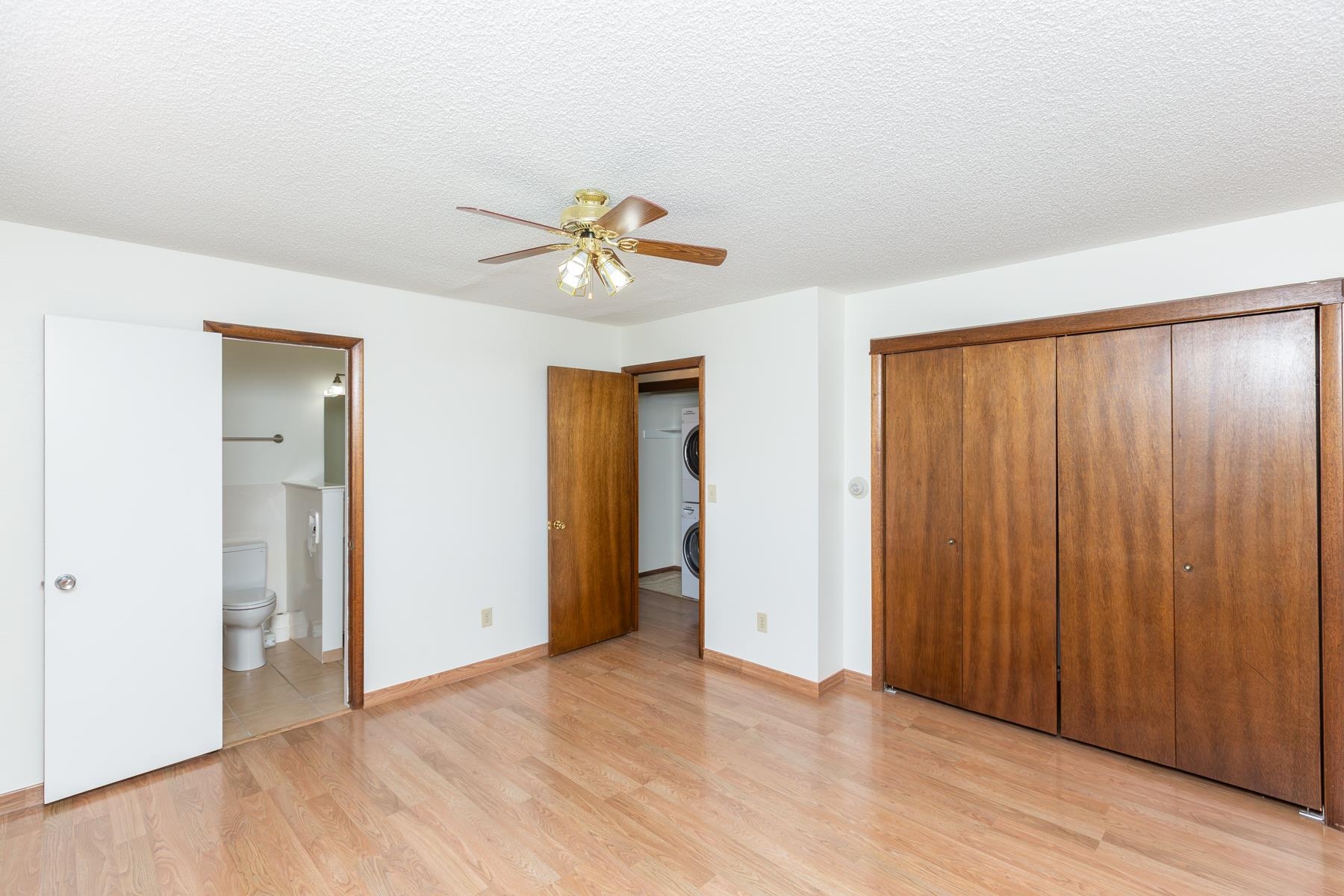 2221 N 17th Circle Property Photo 14