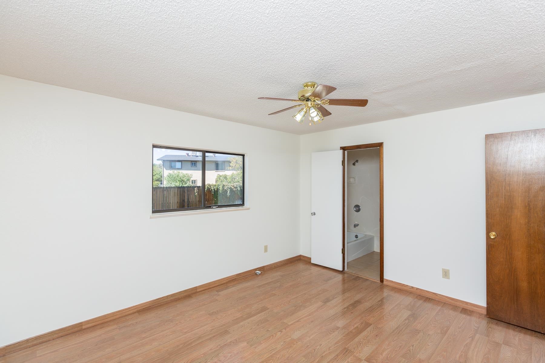 2221 N 17th Circle Property Photo 29
