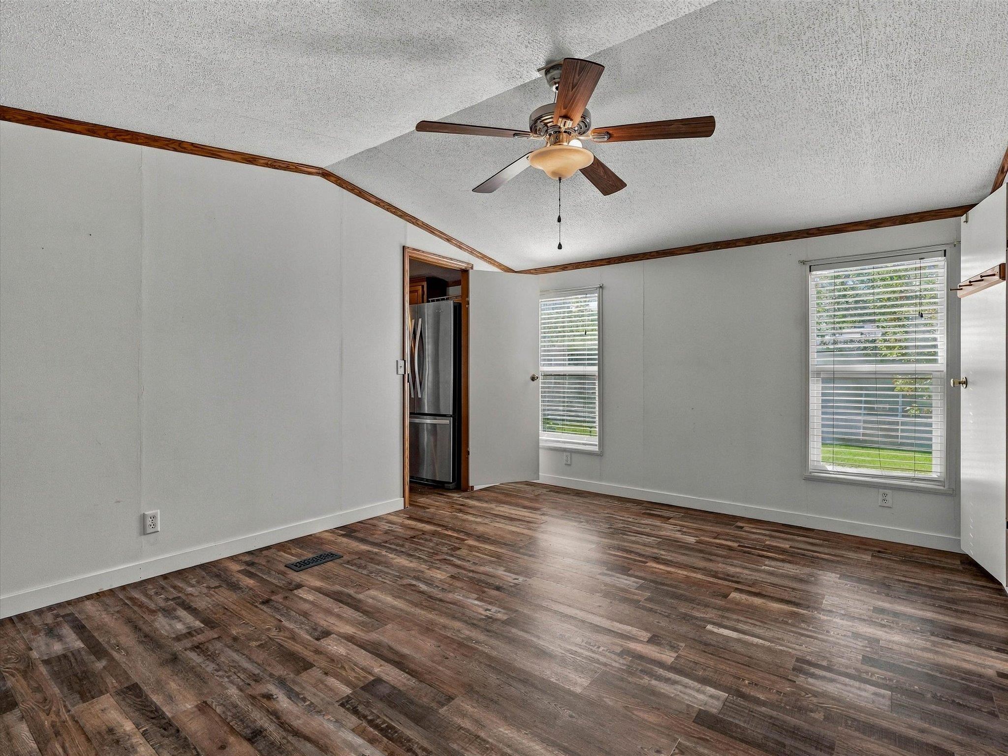 435 32 Road Property Photo 13