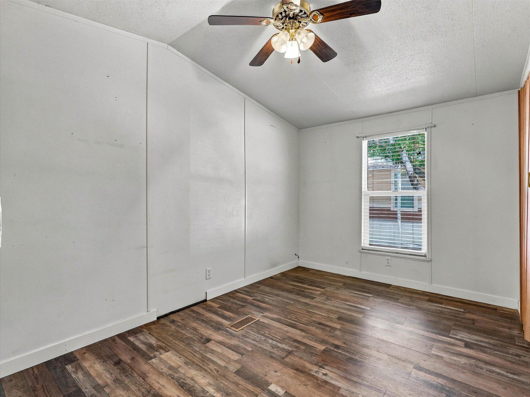 435 32 Road Property Photo 21
