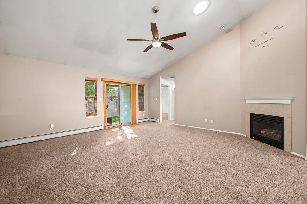 626 1/2 Maurine Lane Property Photo 14