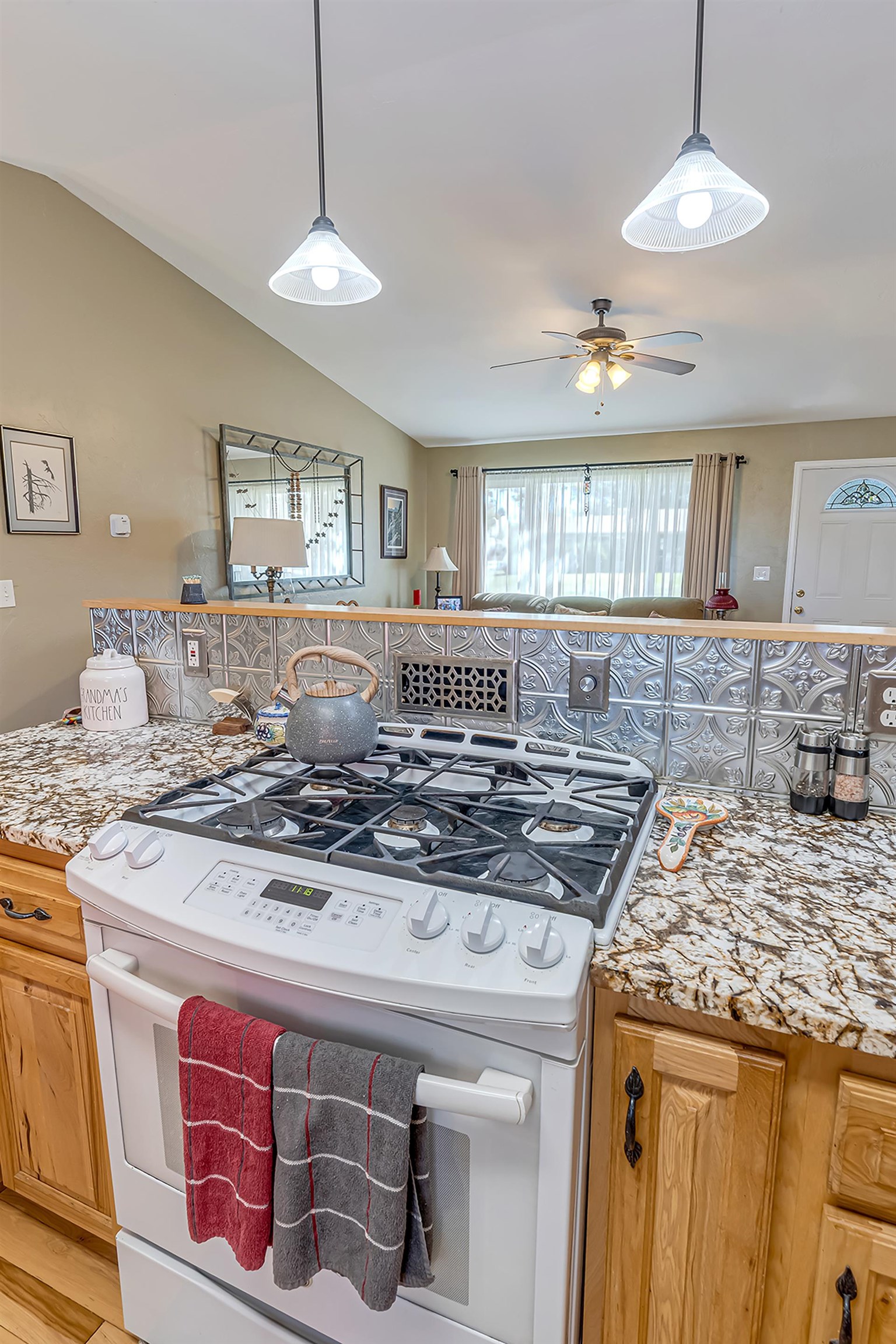 571 Meadowlark Lane Property Photo 11