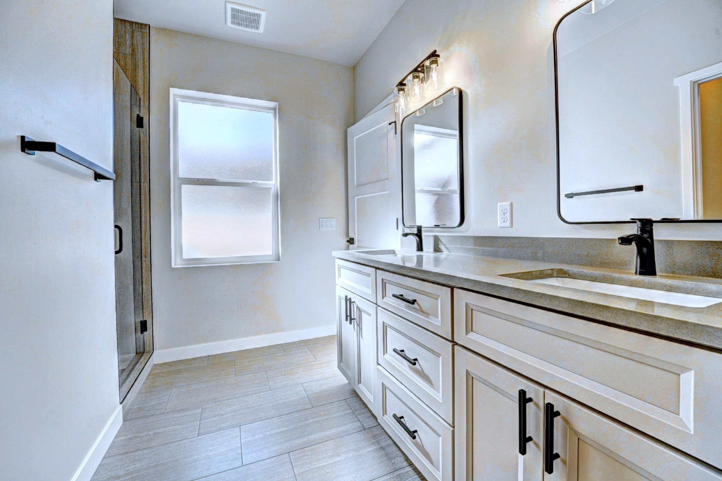 449 Marilyn Street Property Photo 14