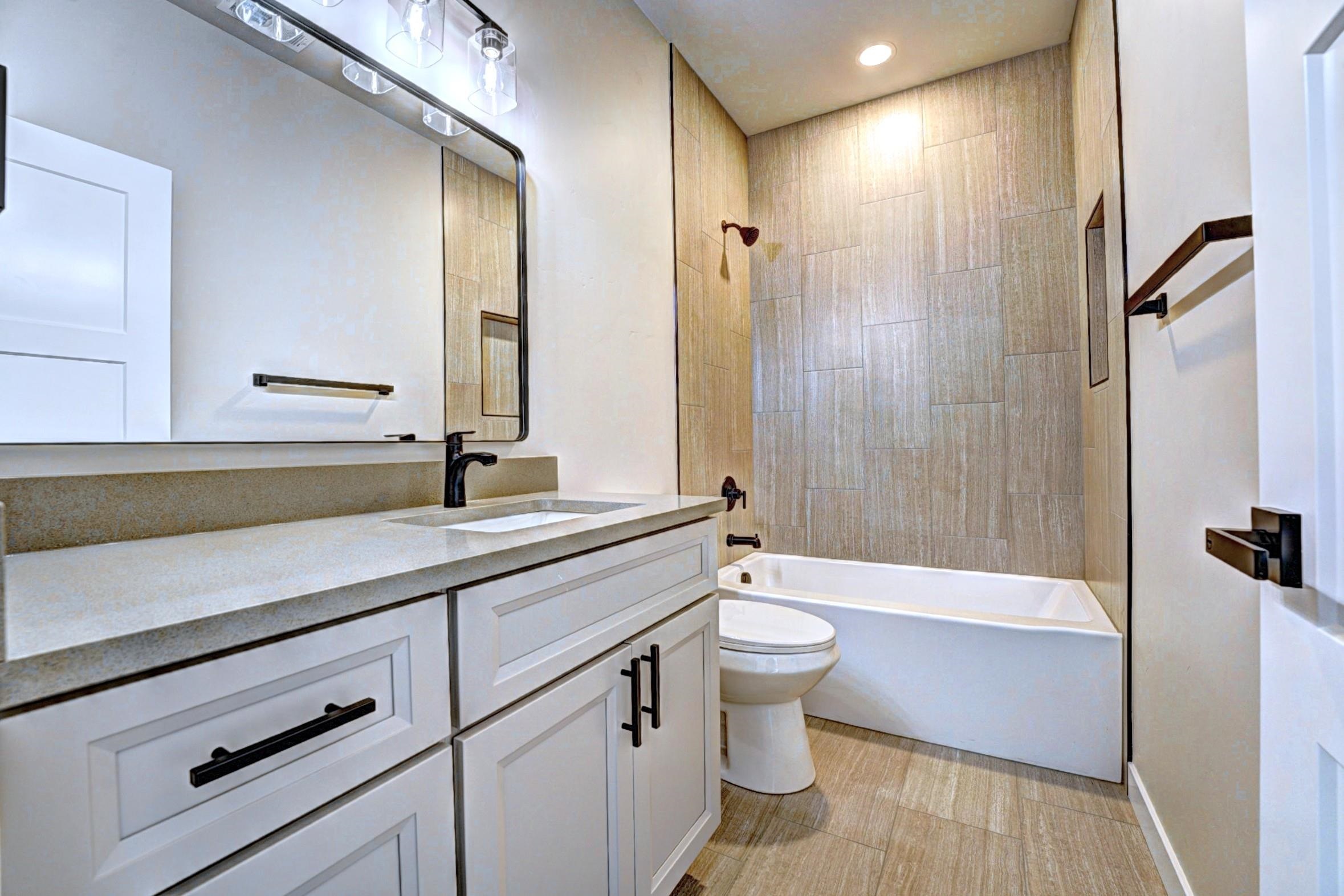 449 Marilyn Street Property Photo 20