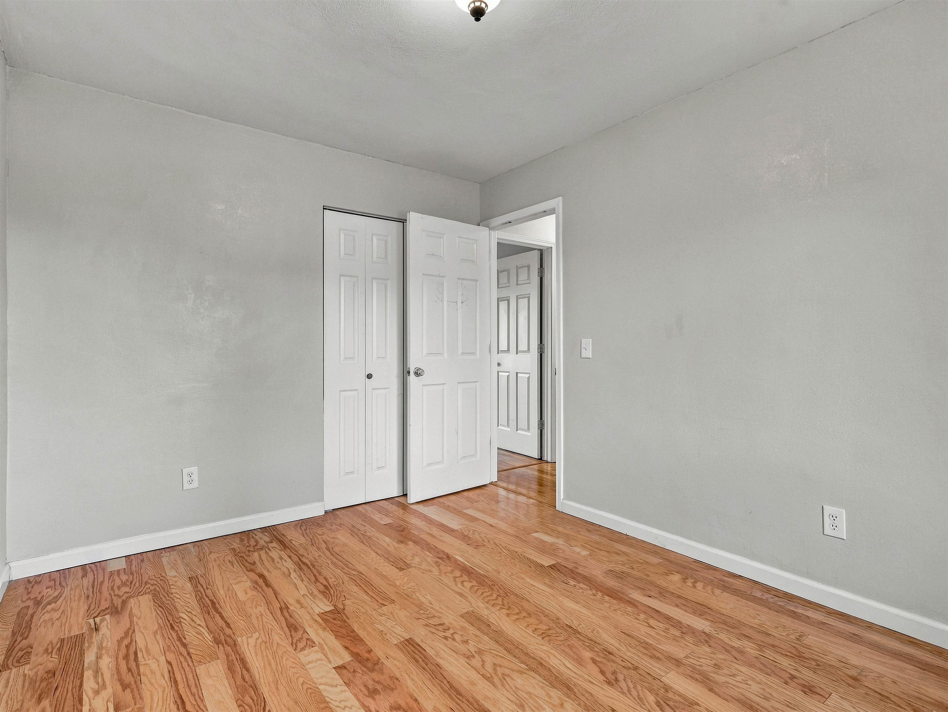 246 Middle Street Property Photo 13