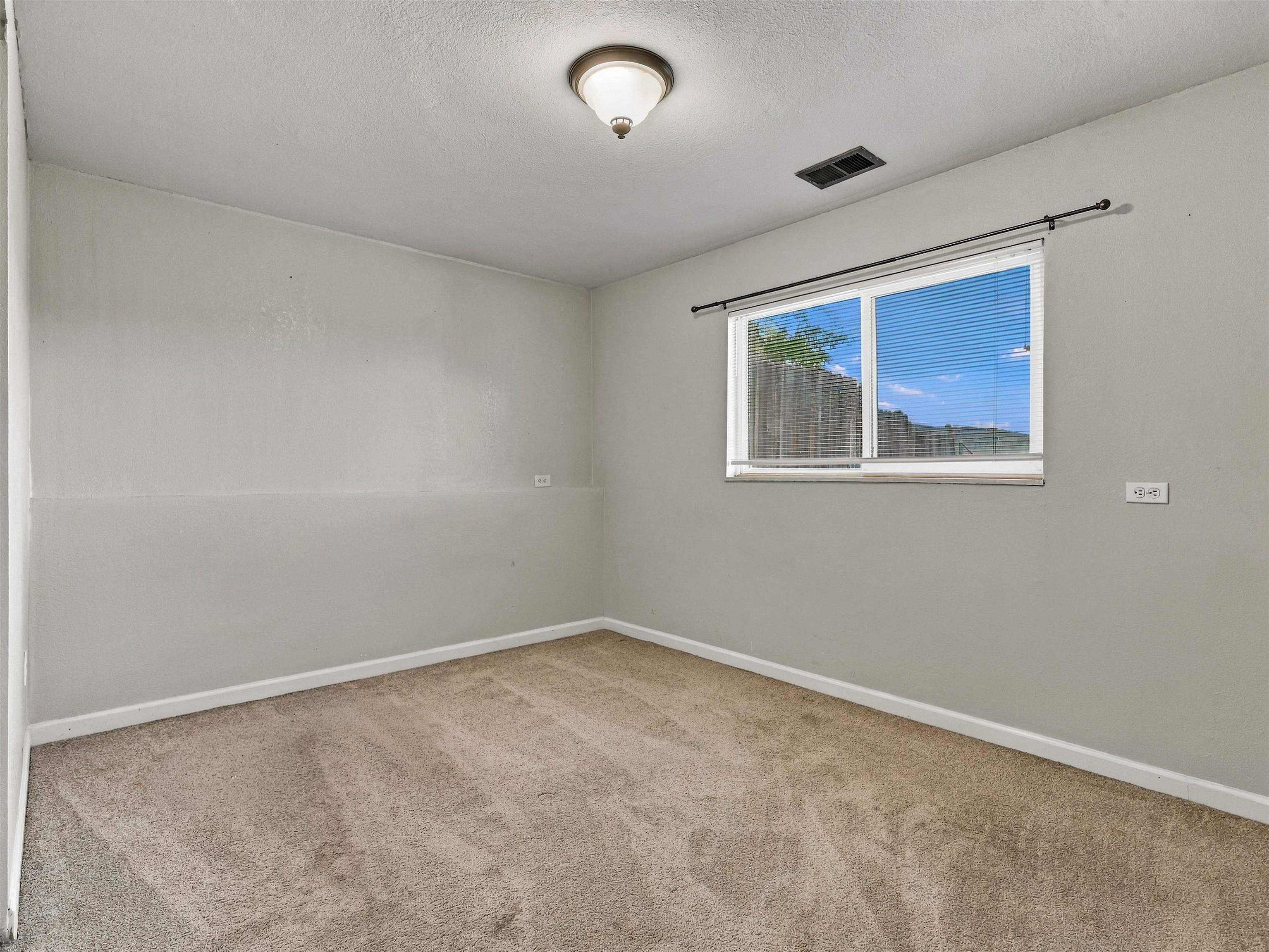 246 Middle Street Property Photo 17