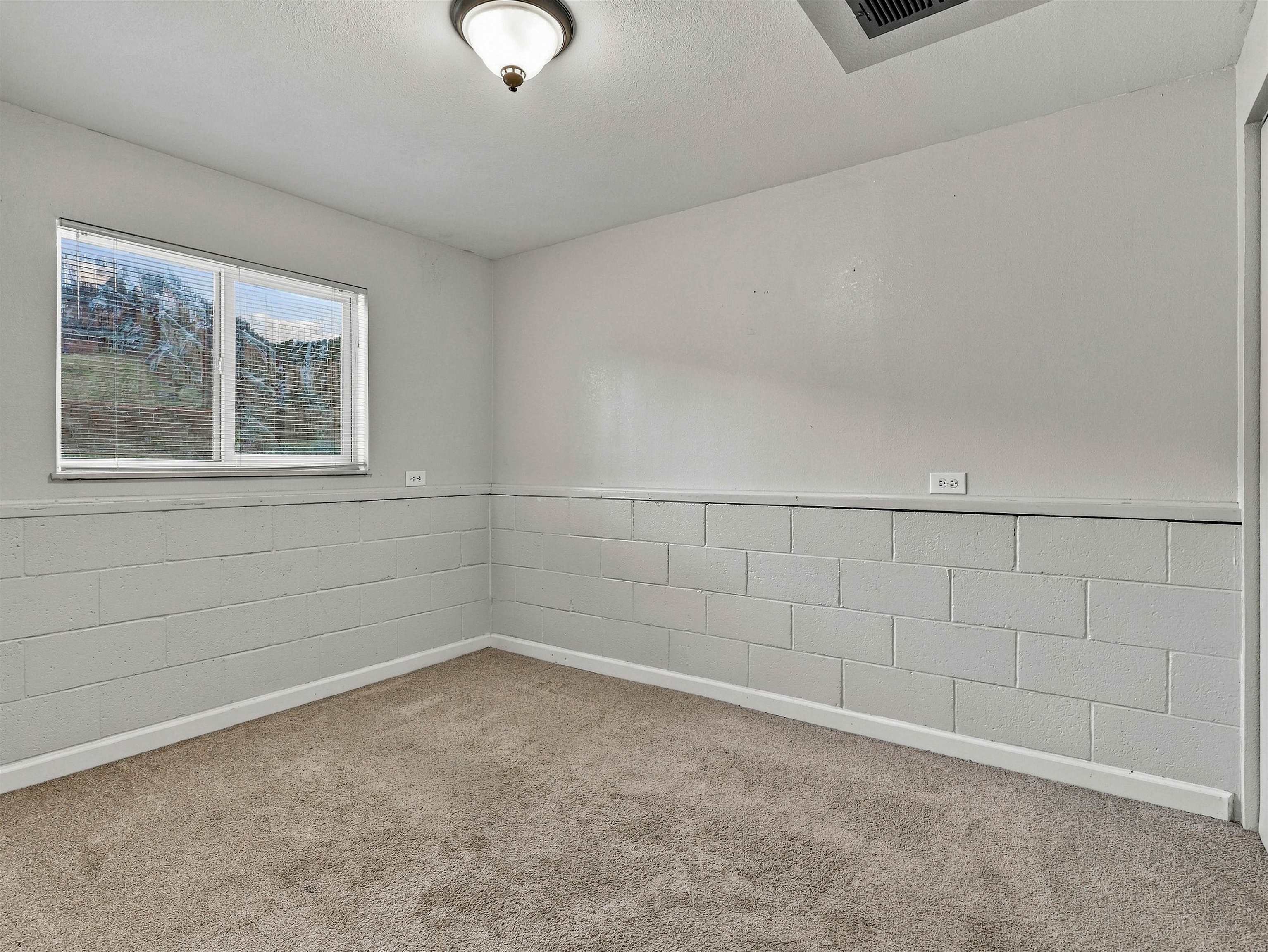246 Middle Street Property Photo 19