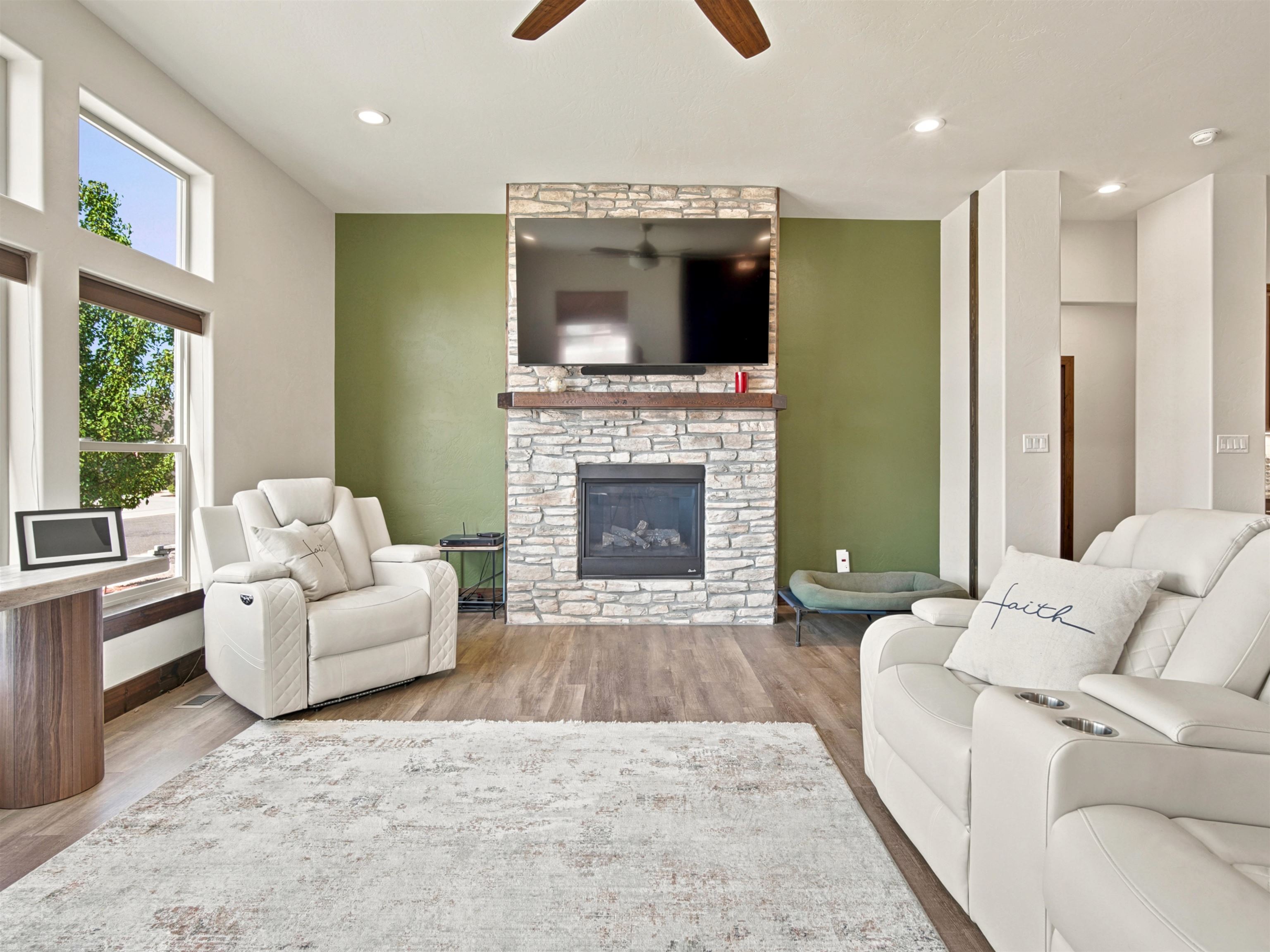 1055 Red Sky Road Property Photo 6