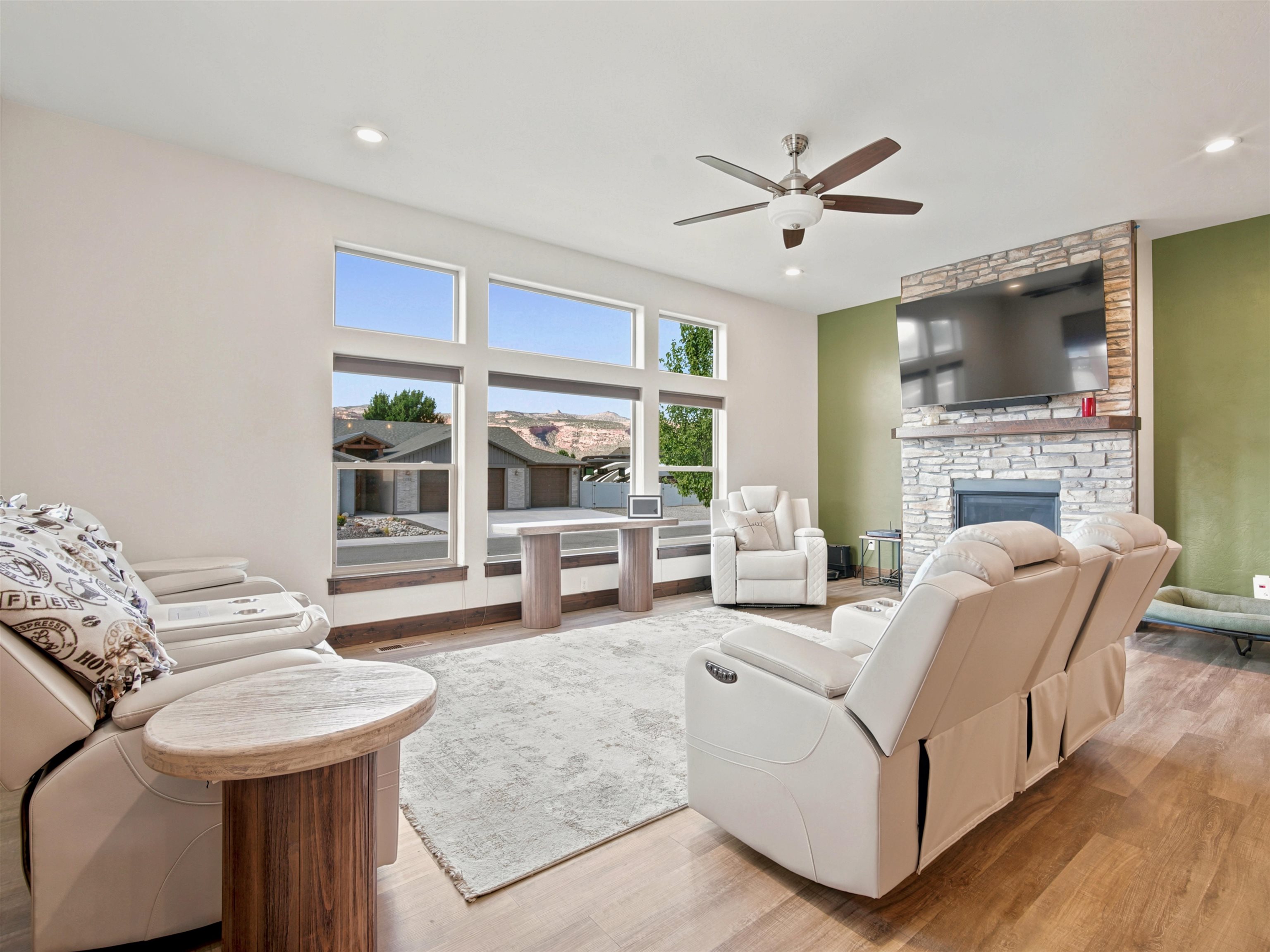 1055 Red Sky Road Property Photo 8