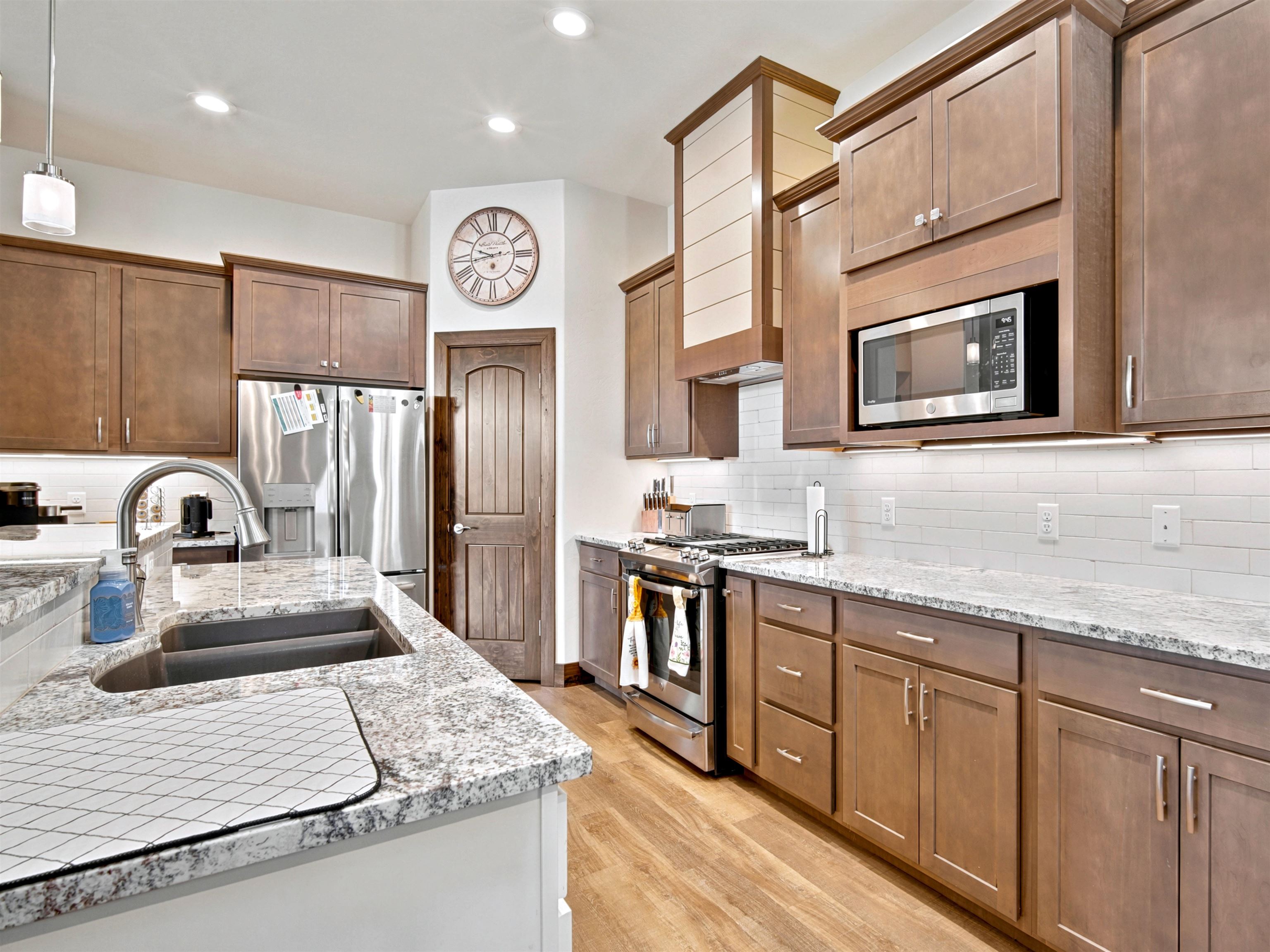 1055 Red Sky Road Property Photo 11