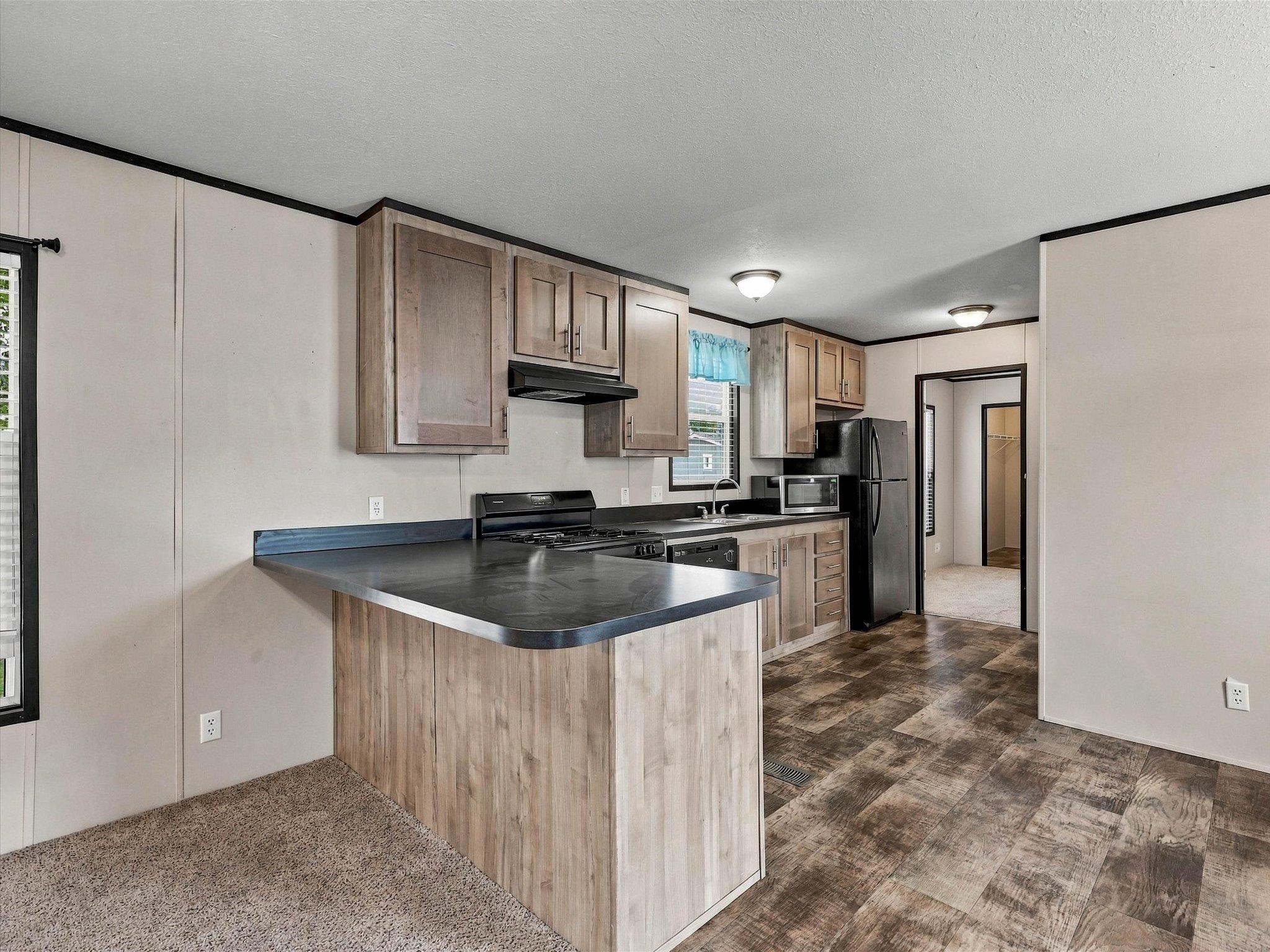 62880 Lasalle Road Property Photo 6