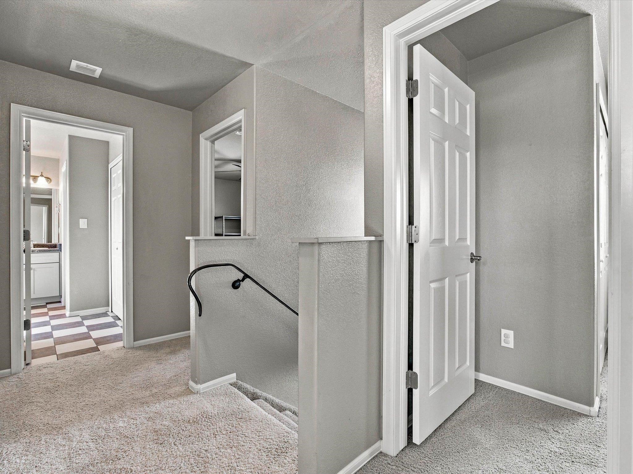 101 Altimont Court Property Photo 17