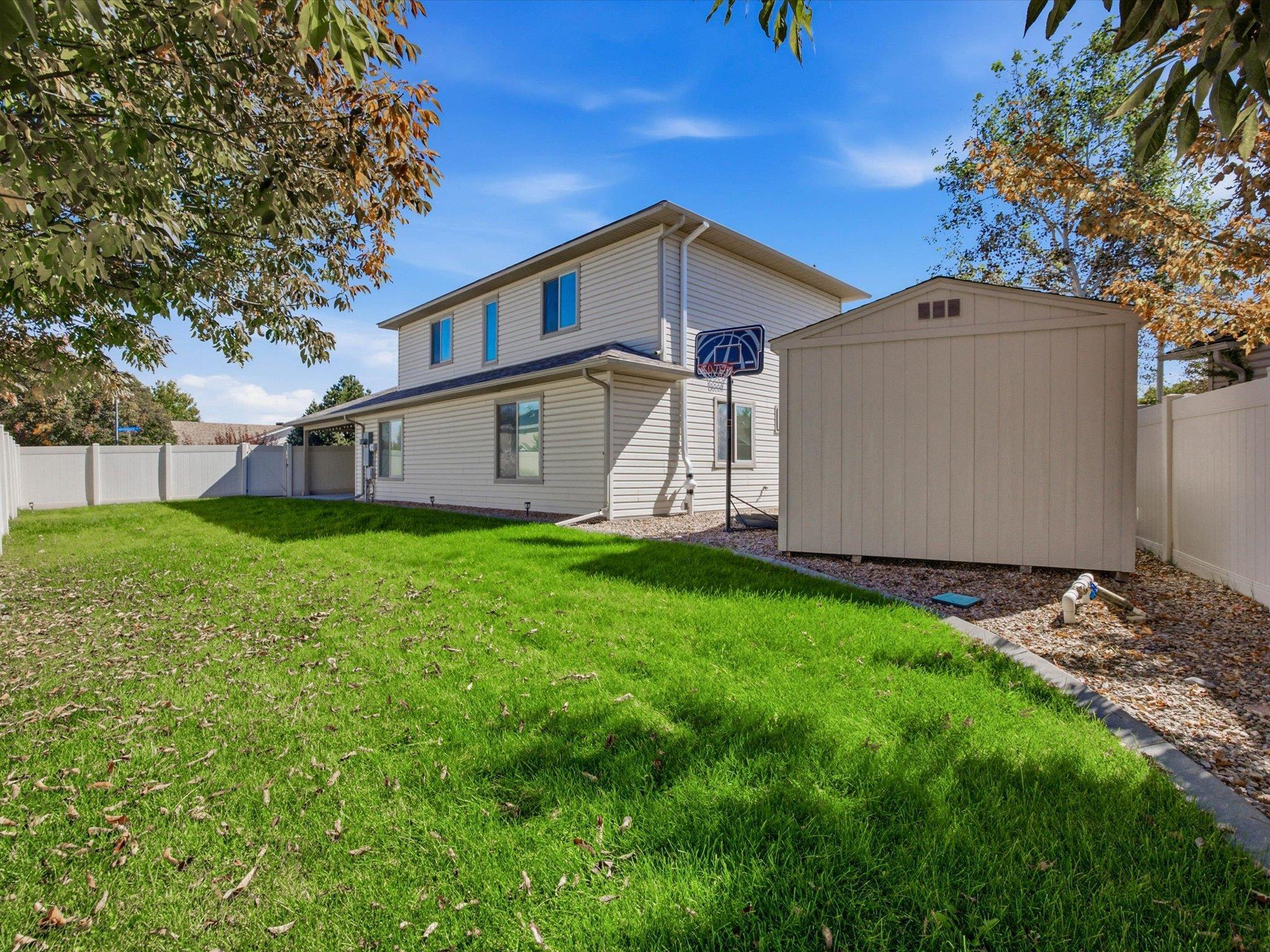 101 Altimont Court Property Photo 28