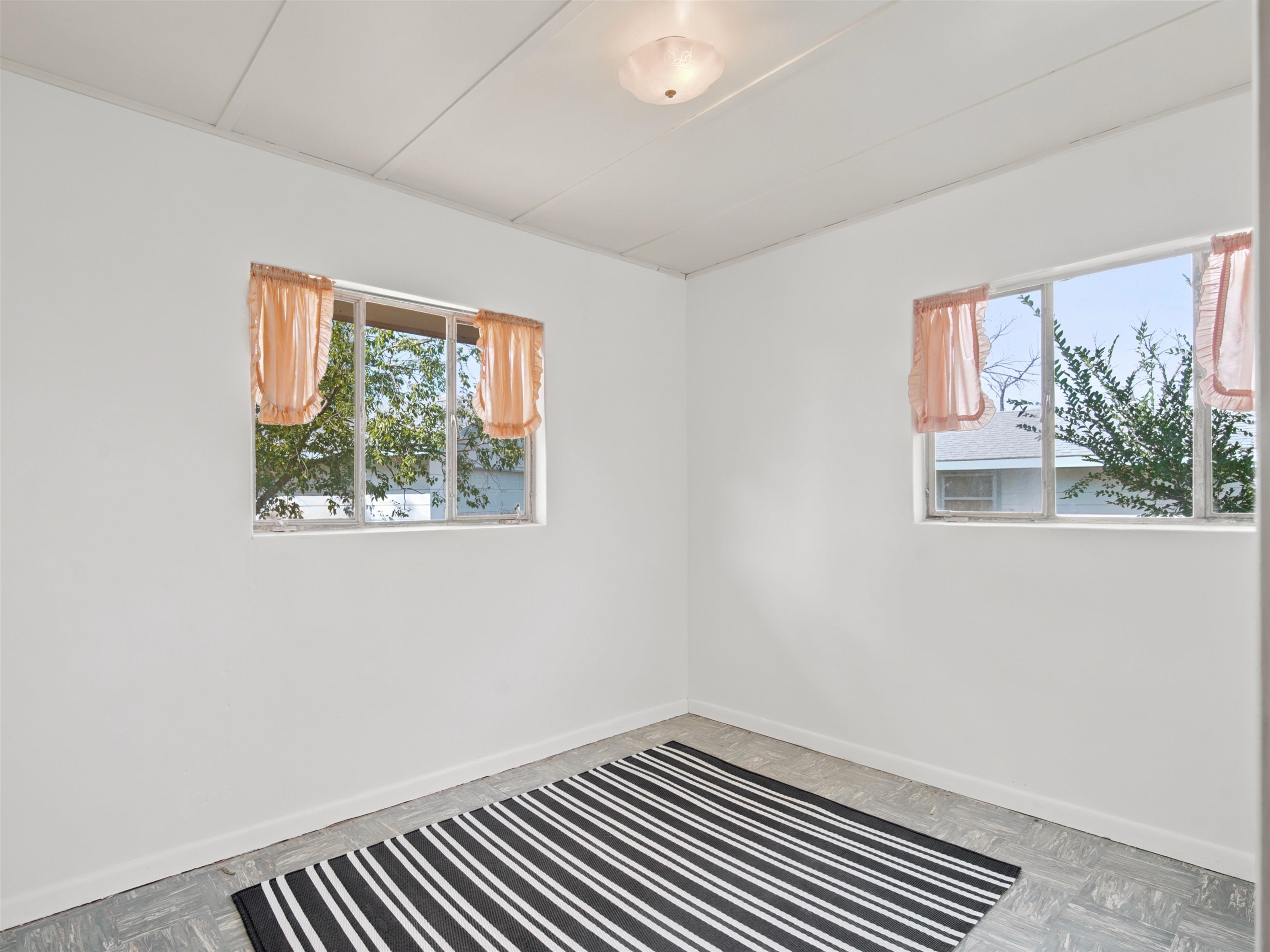 2781 Webster Road Property Photo 12