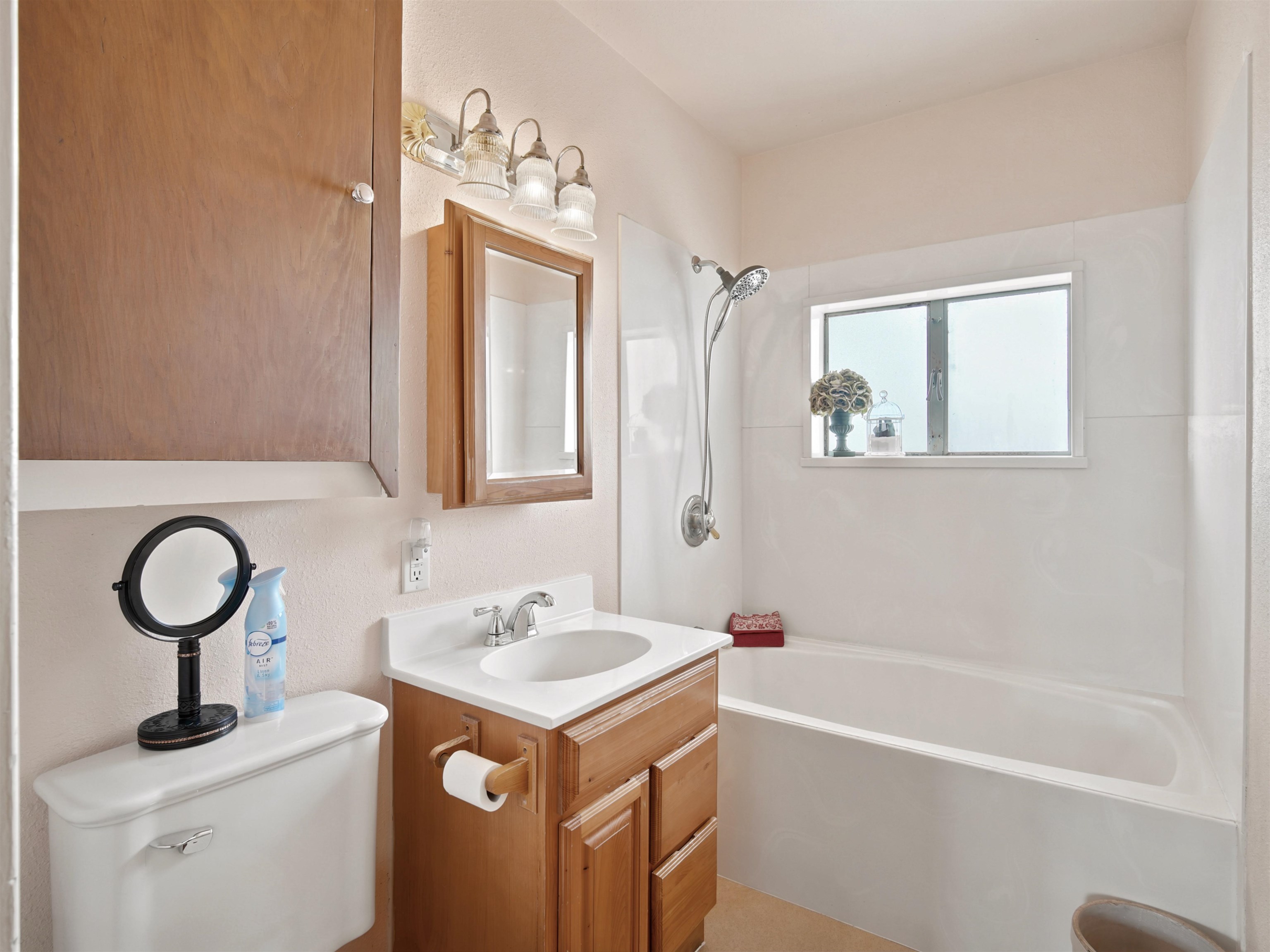2781 Webster Road Property Photo 13