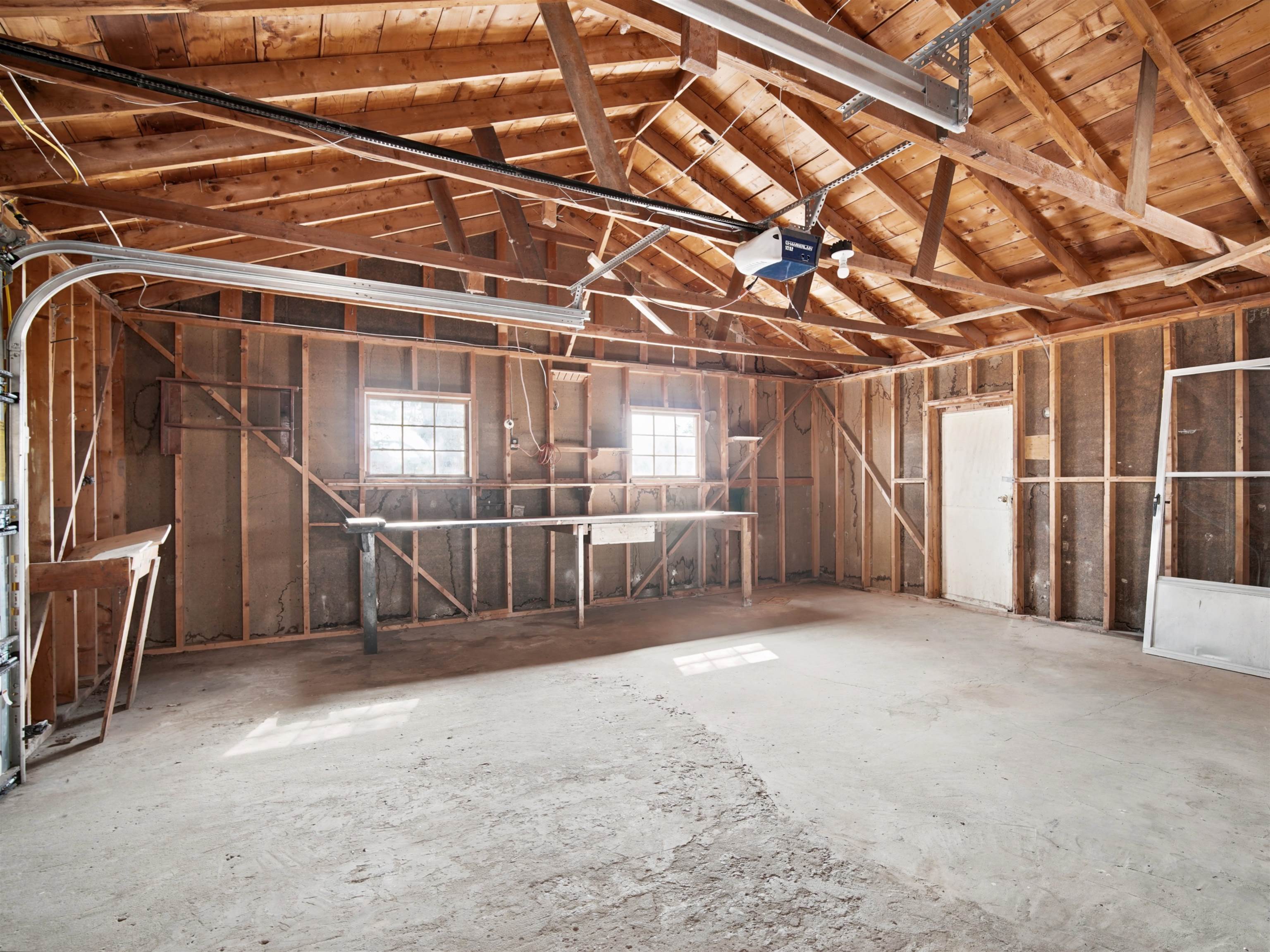 2781 Webster Road Property Photo 14