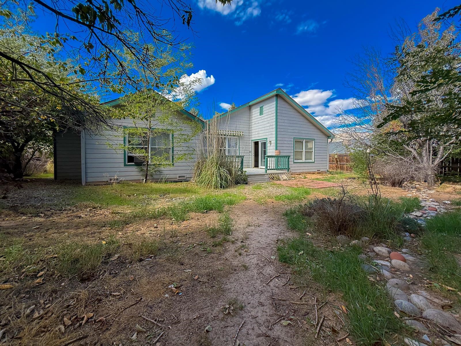 100 Juniper Lane Property Photo 4