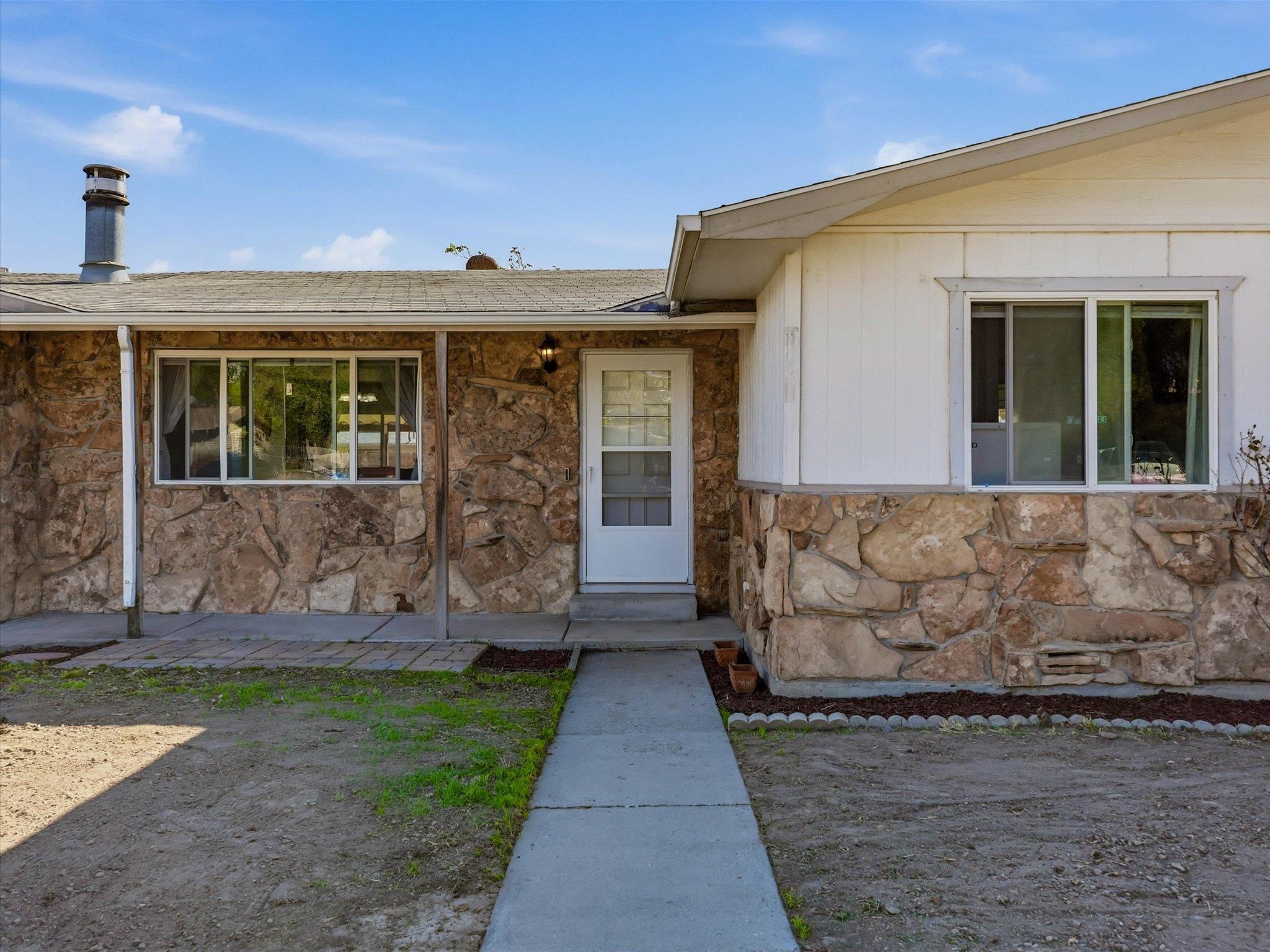 3205 D 3/4 Road Property Photo 3