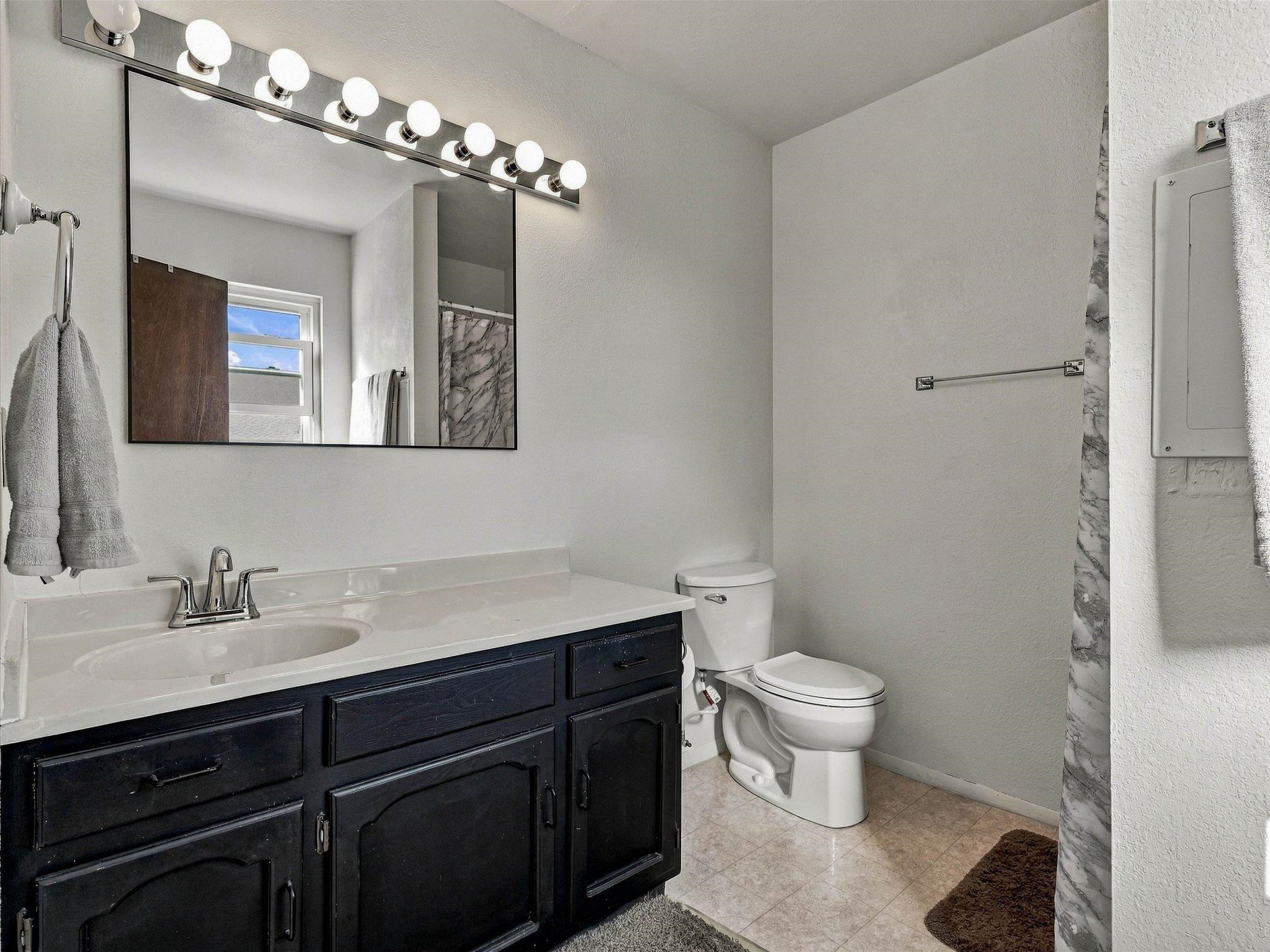 3205 D 3/4 Road Property Photo 16