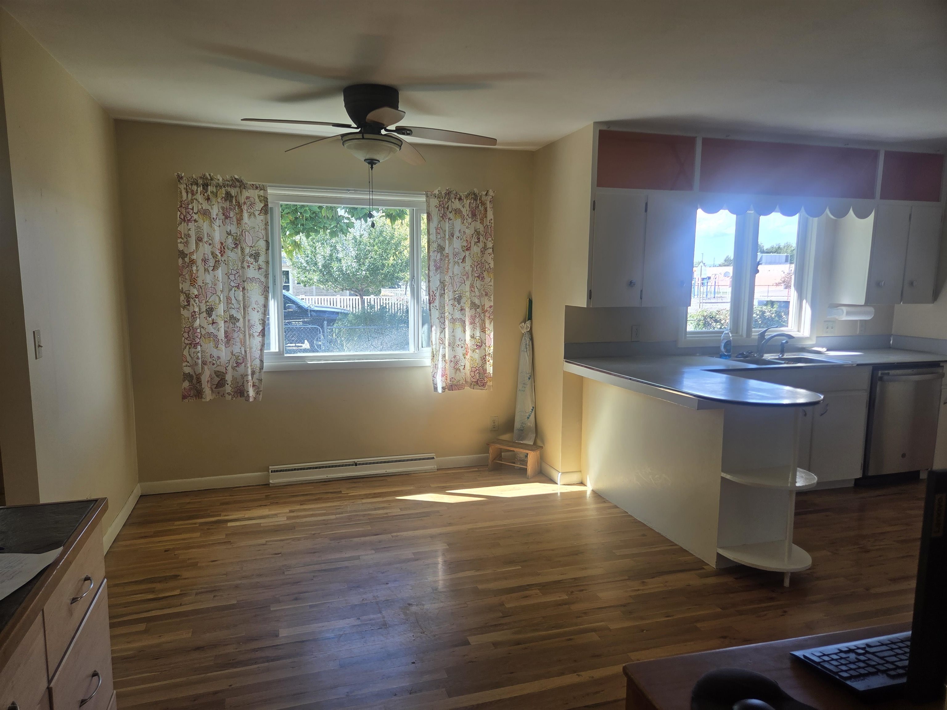 278 N Mesa Street Property Photo 3