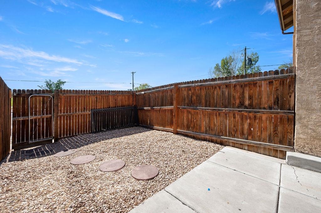 20265011 Property Photo 24