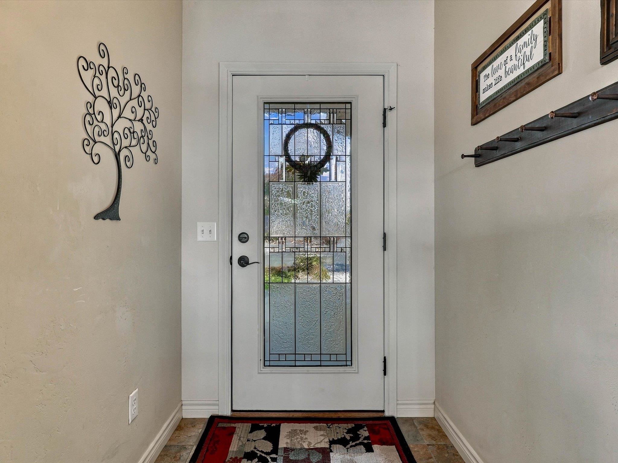 2913 Brodick Way Property Photo 5
